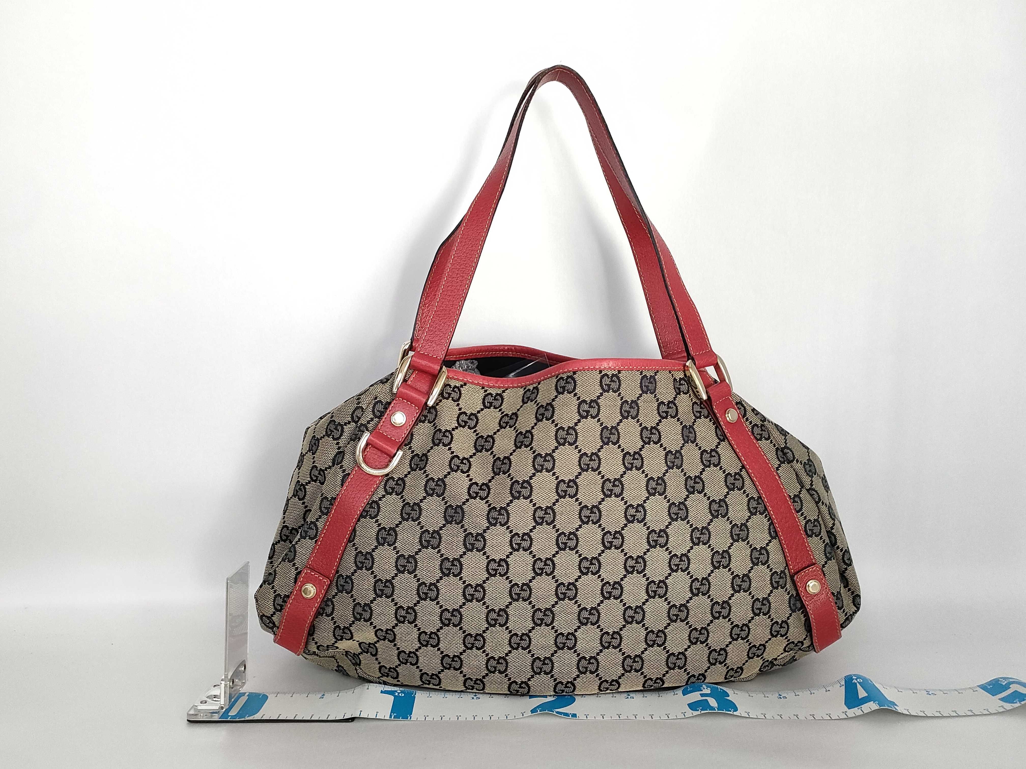 GG Canvas Gucci Tote Bag — view 2