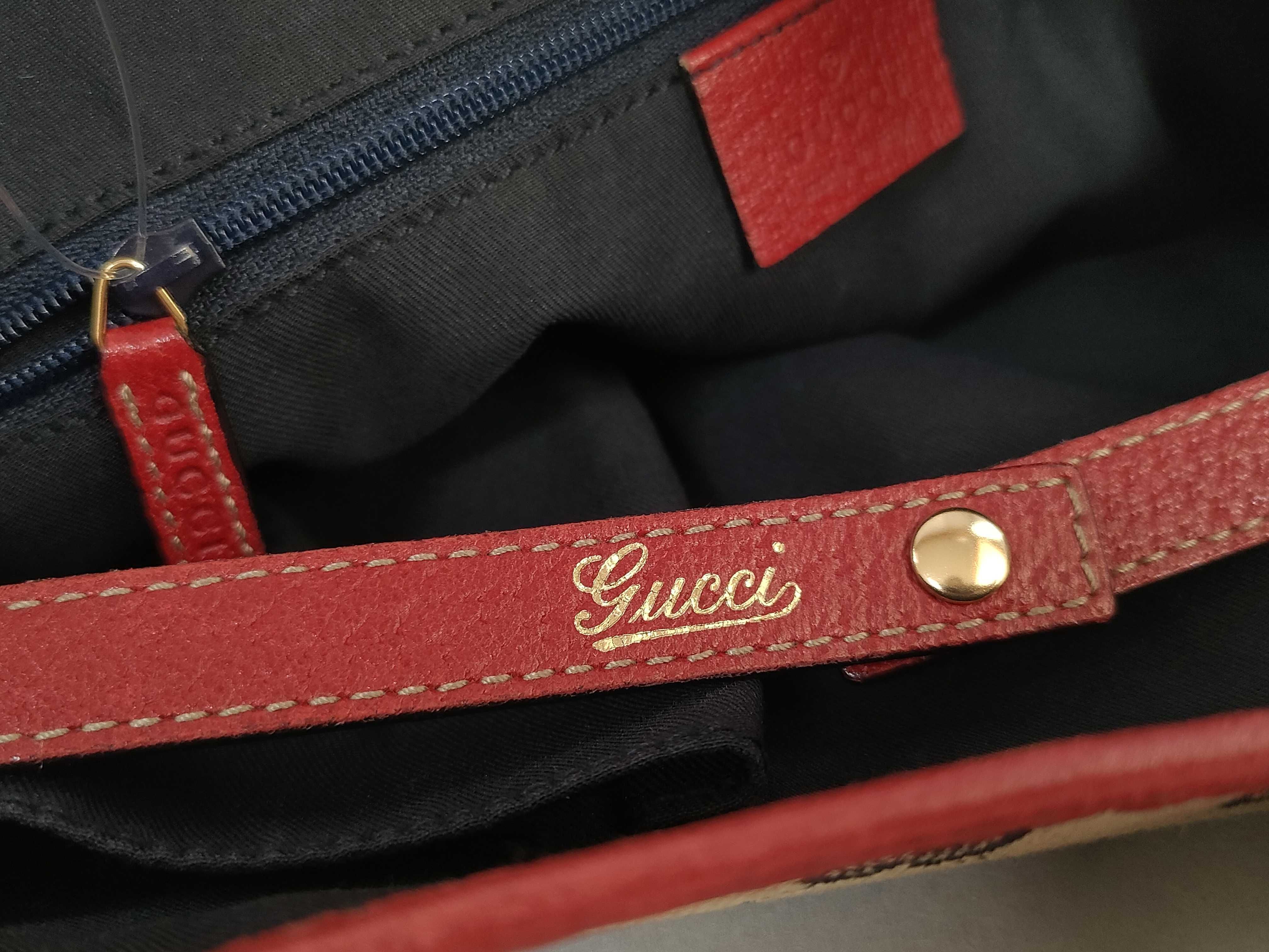 GG Canvas Gucci Tote Bag — view 13