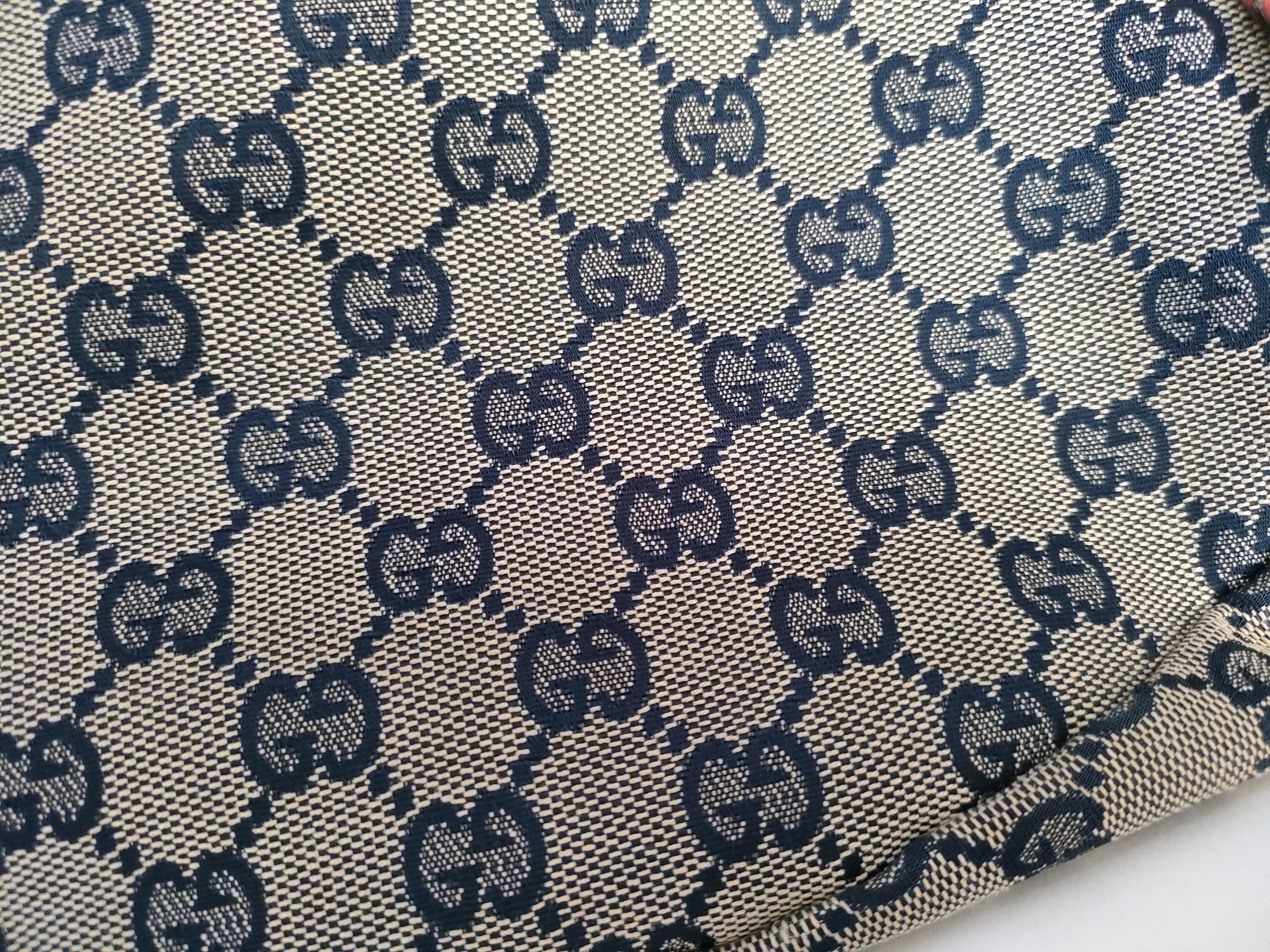 GG Canvas Gucci Tote Bag — view 14