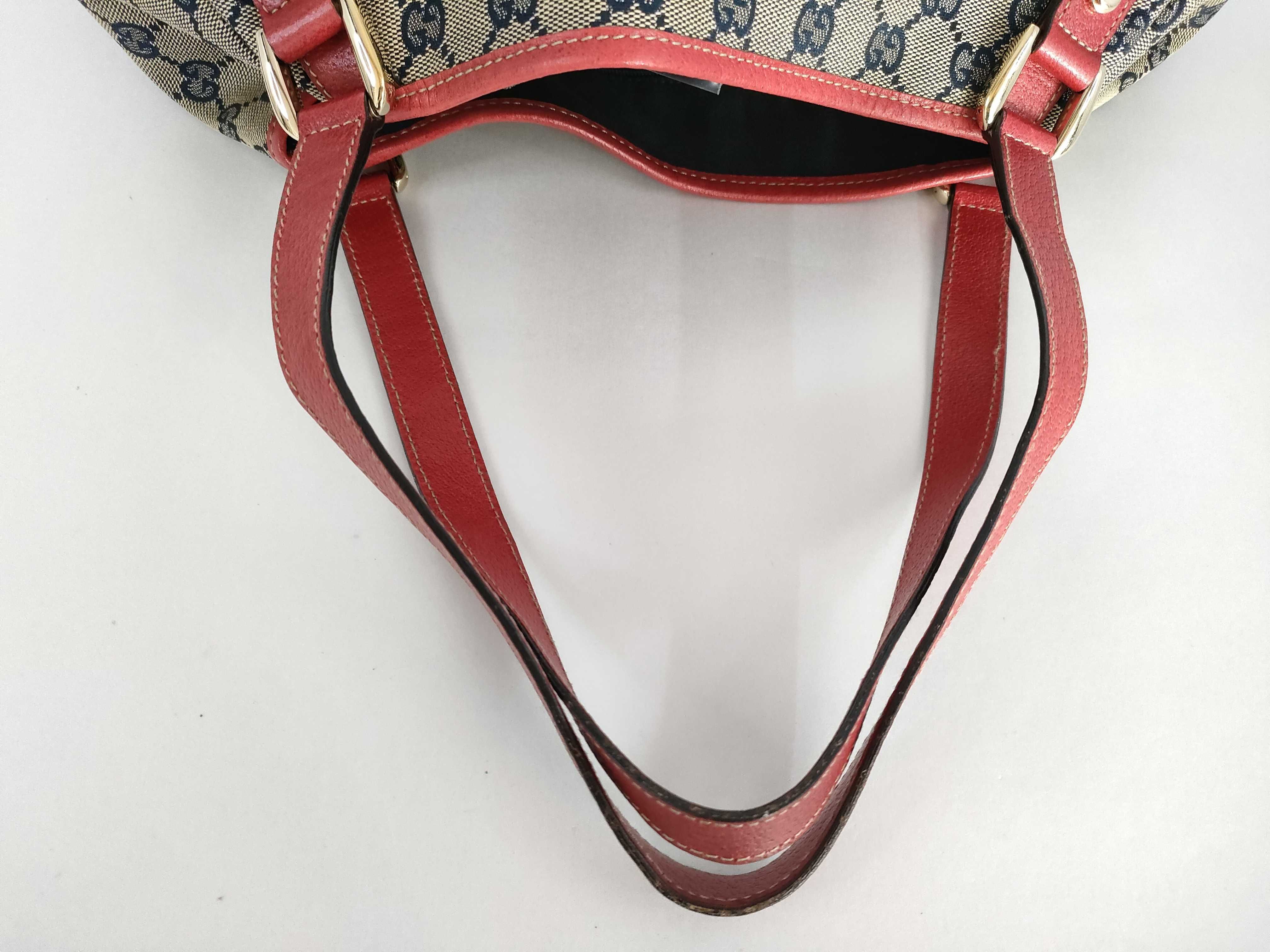 GG Canvas Gucci Tote Bag — view 3