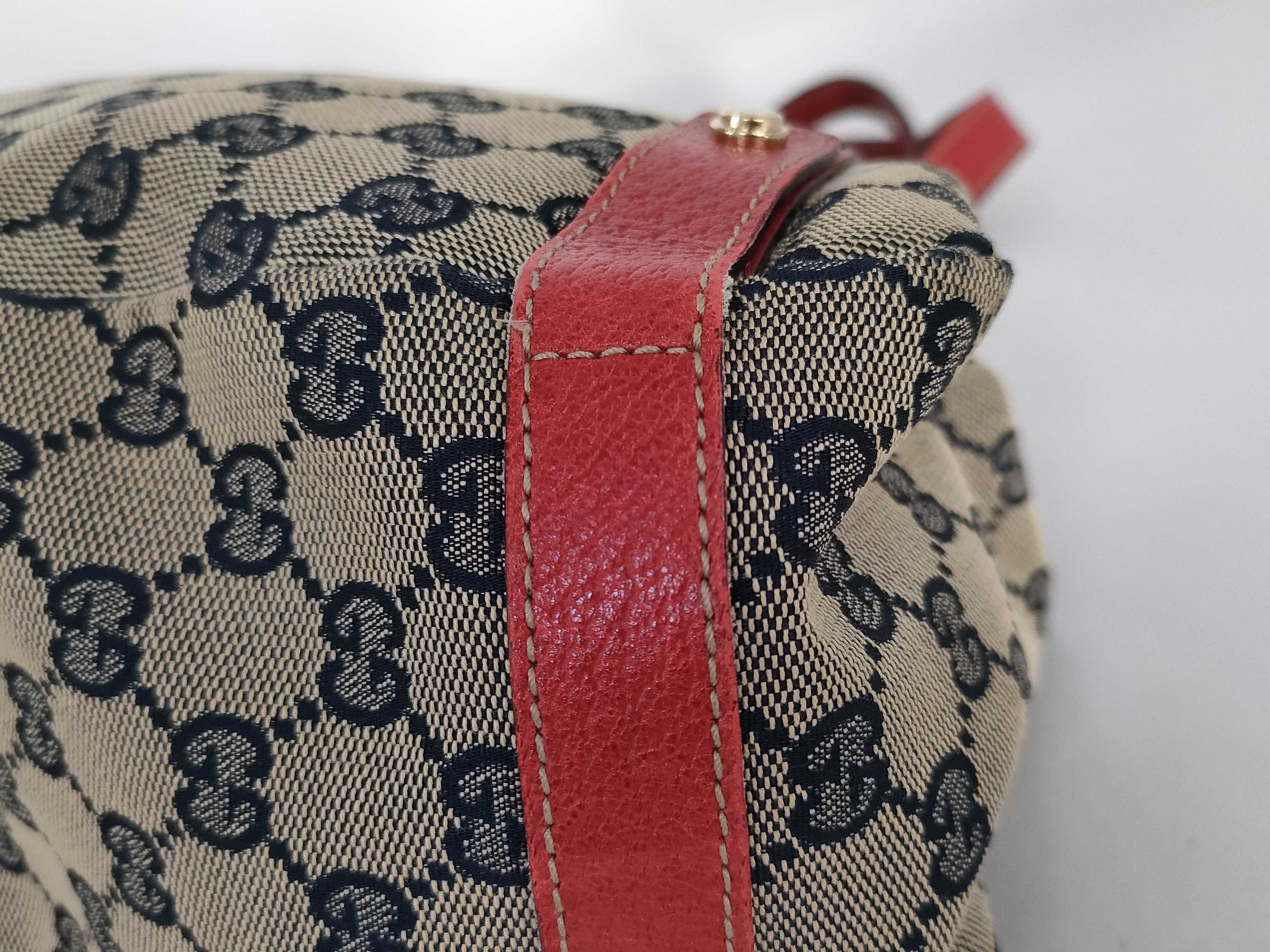 GG Canvas Gucci Tote Bag — view 6