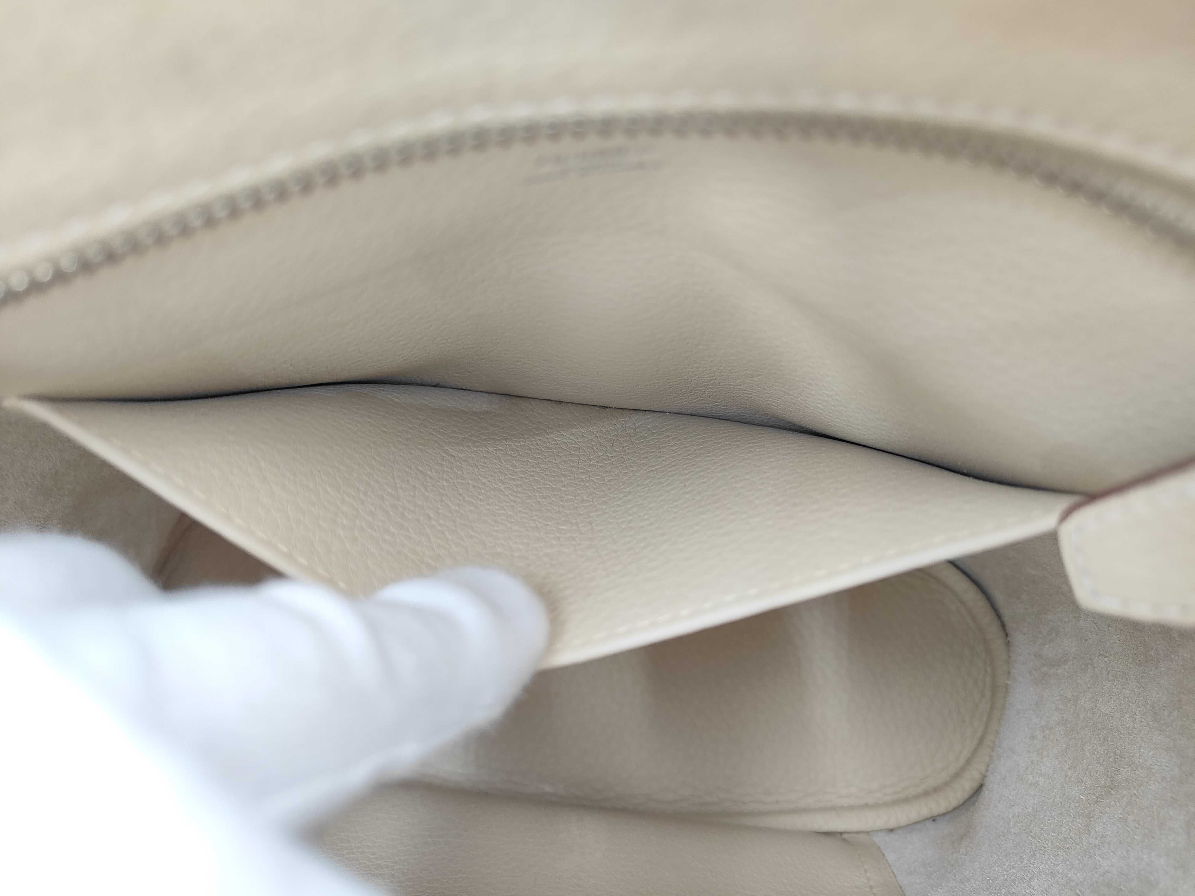 Good News PM Taurillon Clemence Shoulder Bag (L) — view 10