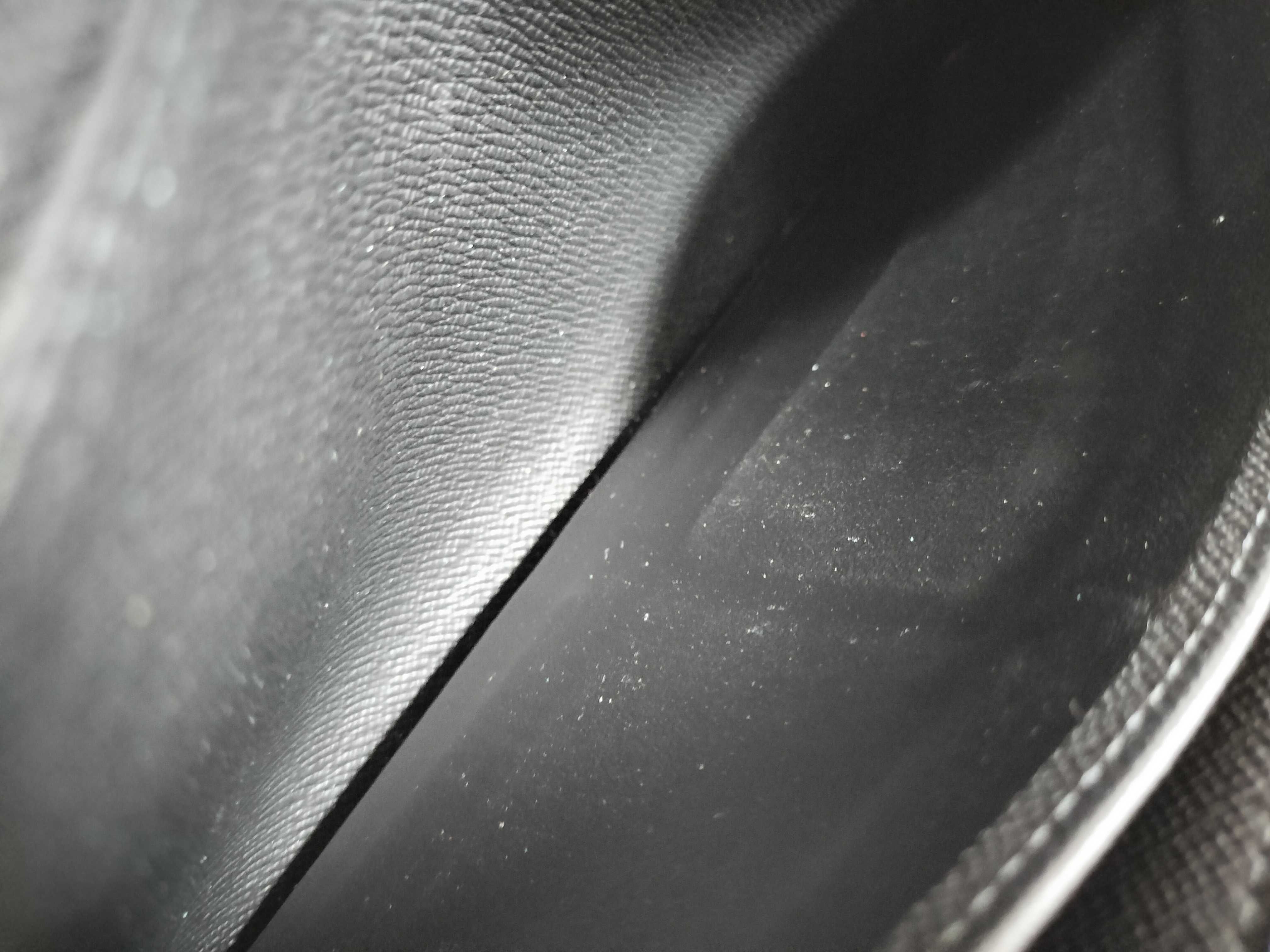 Taiga Zippy Wallet Horizontal M31071 Wallet — view 13