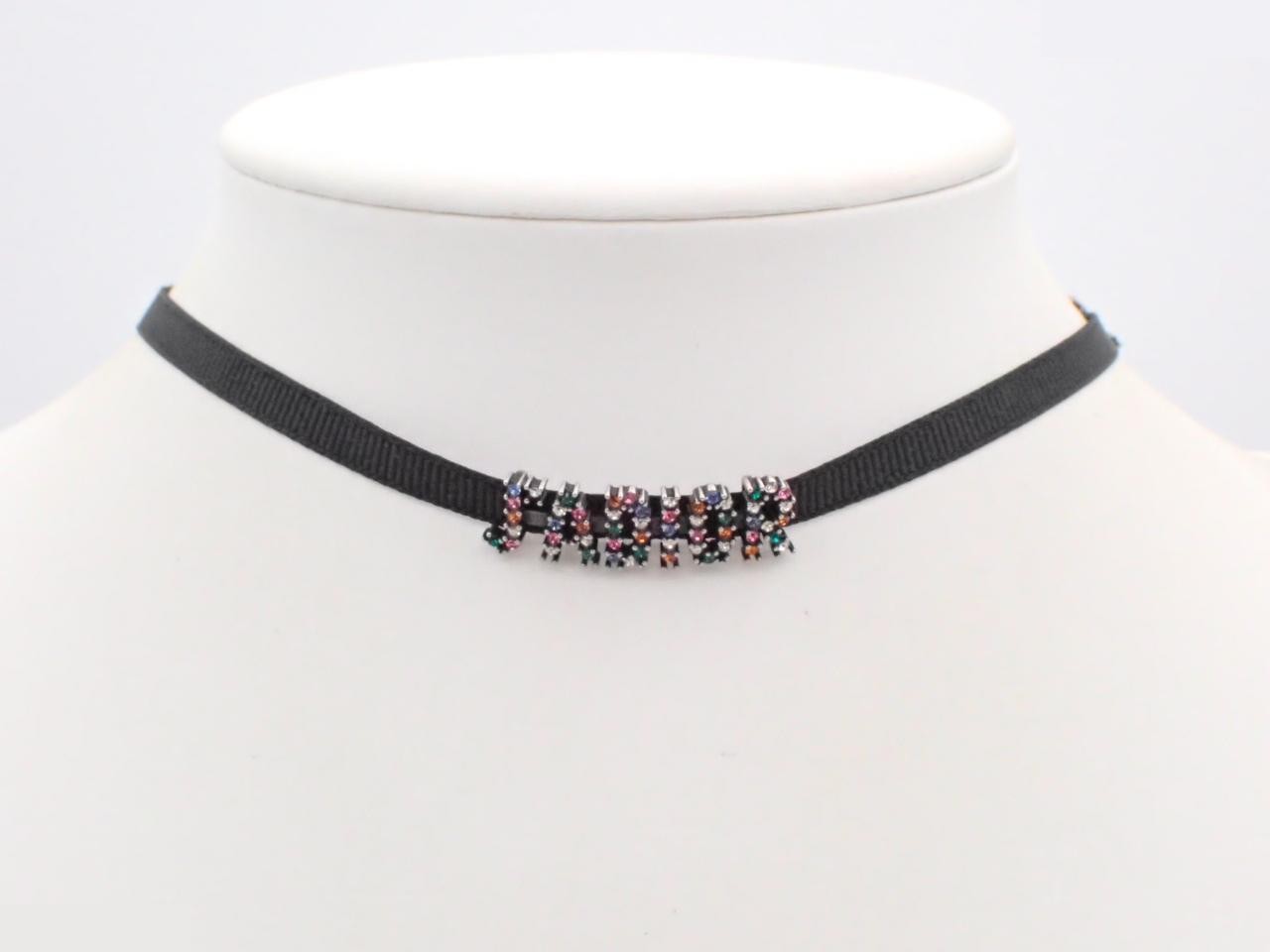 Other lines: Precious metal necklaces and pendants, total length approximately 47 cm. — view 3