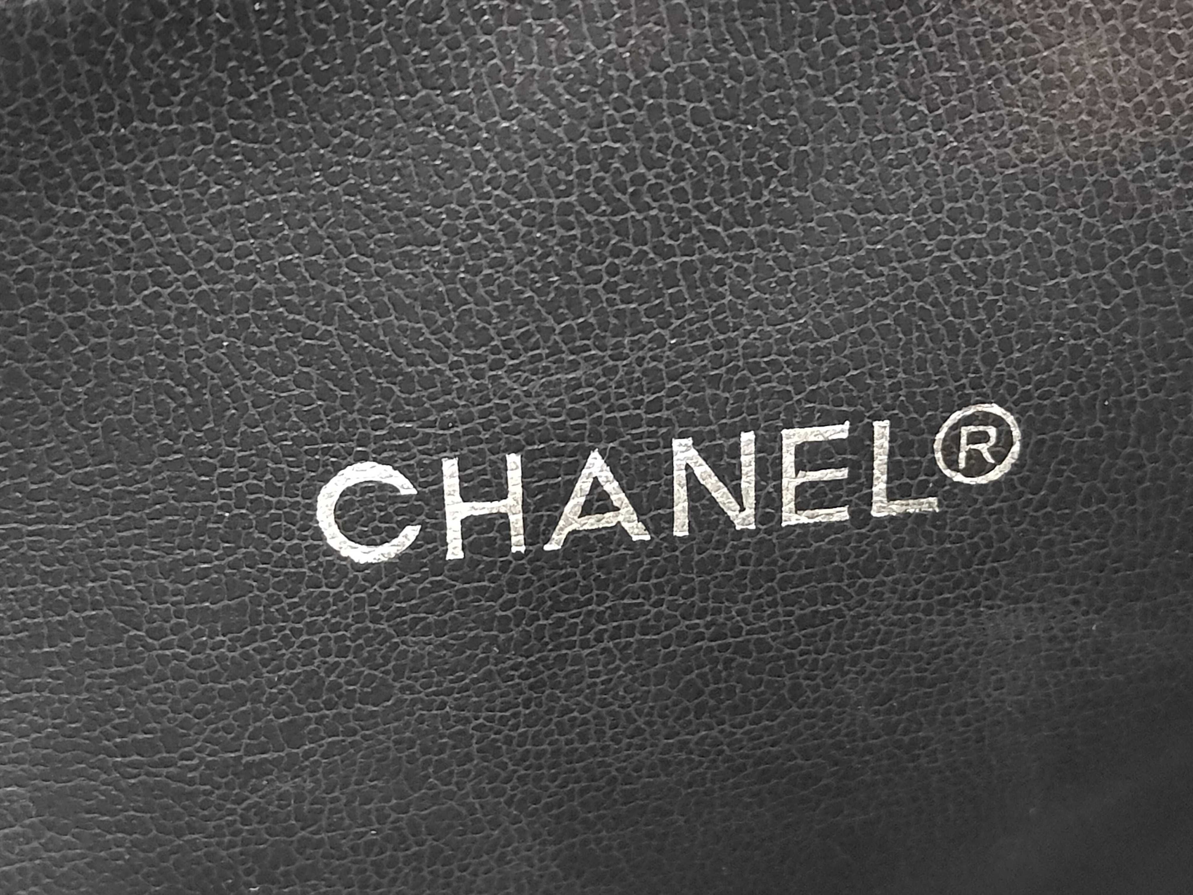 Matelassé — view 10