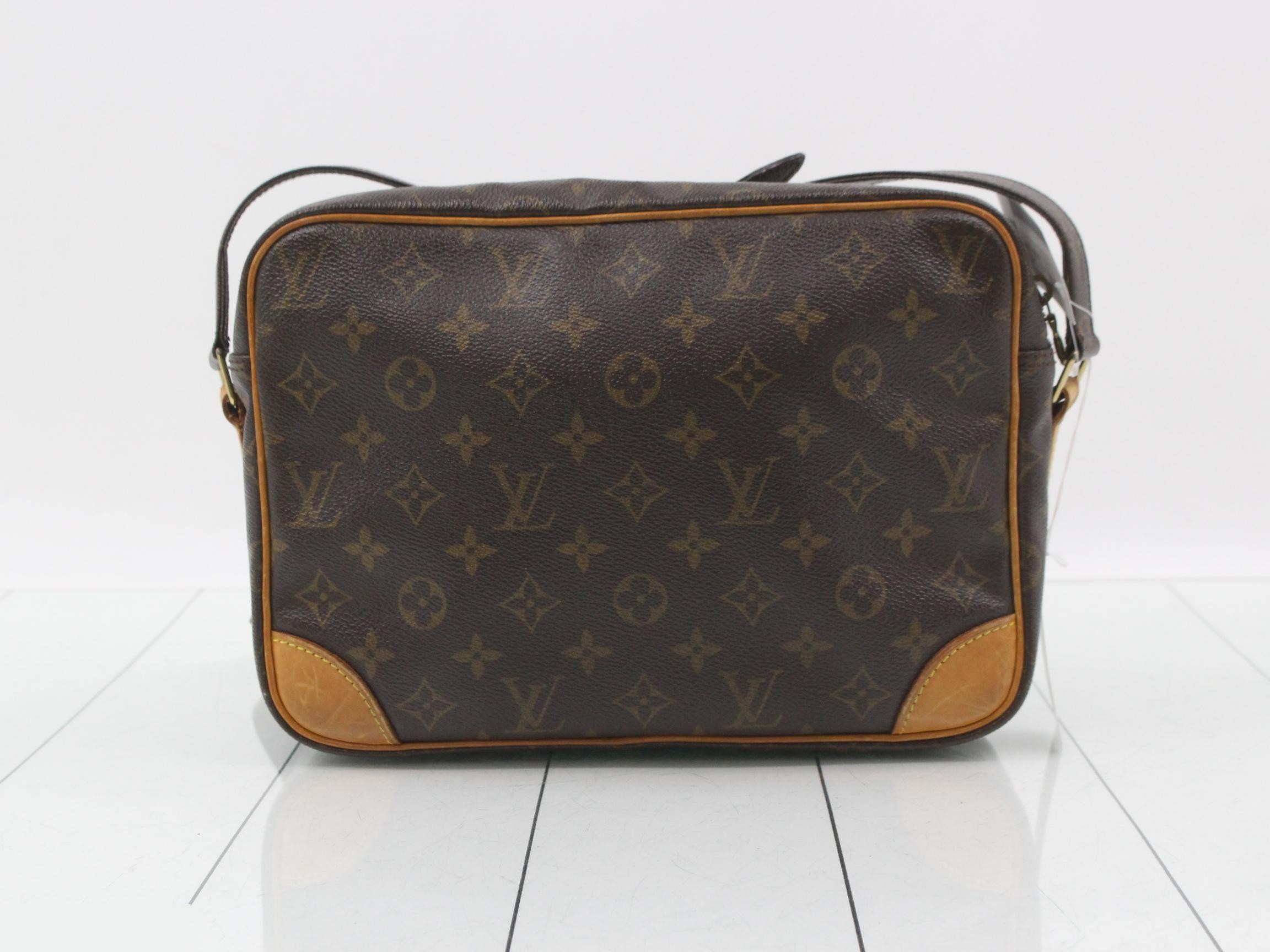 Nile Shoulder Bag — view 2