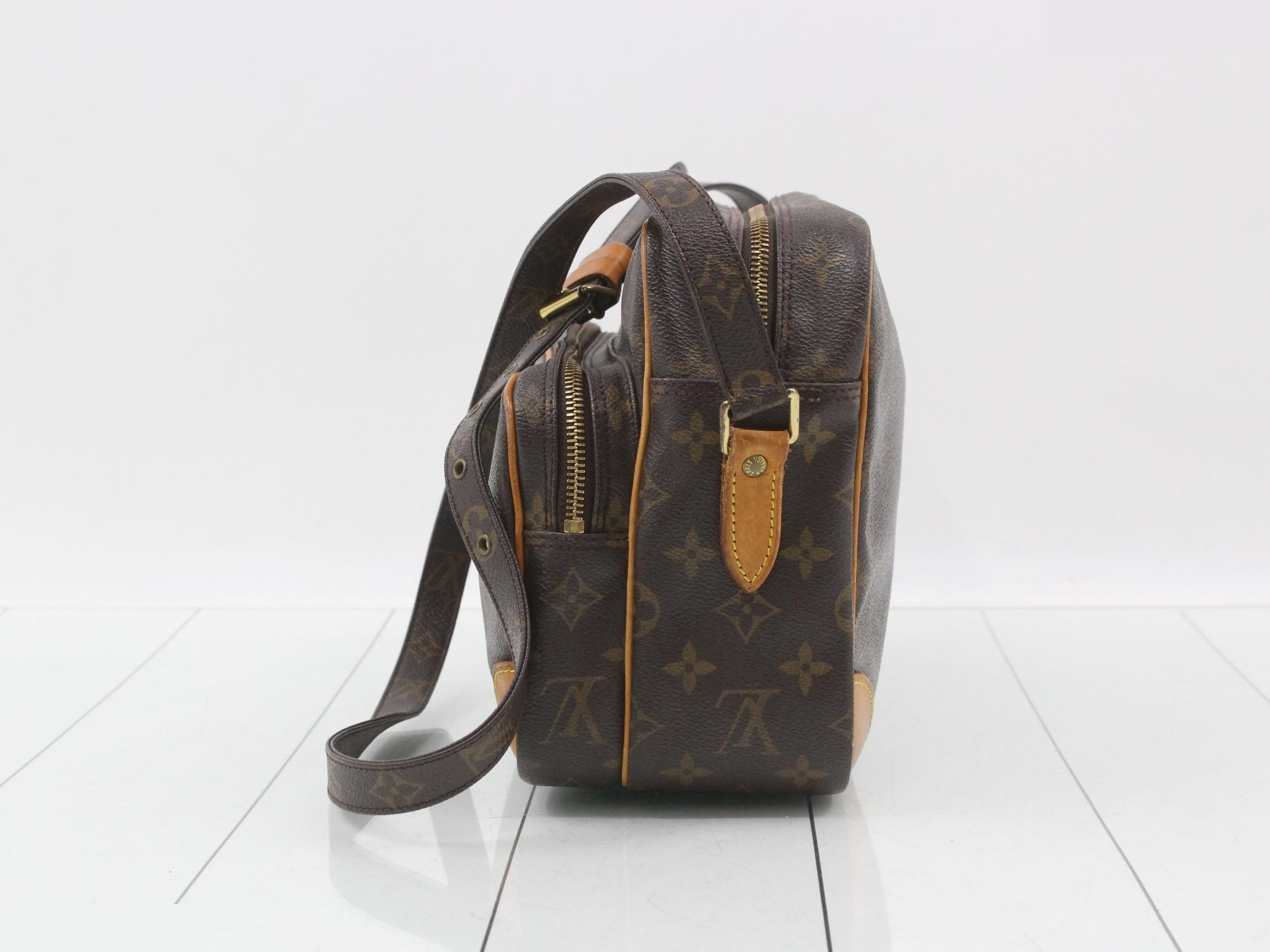 Nile Shoulder Bag — view 3