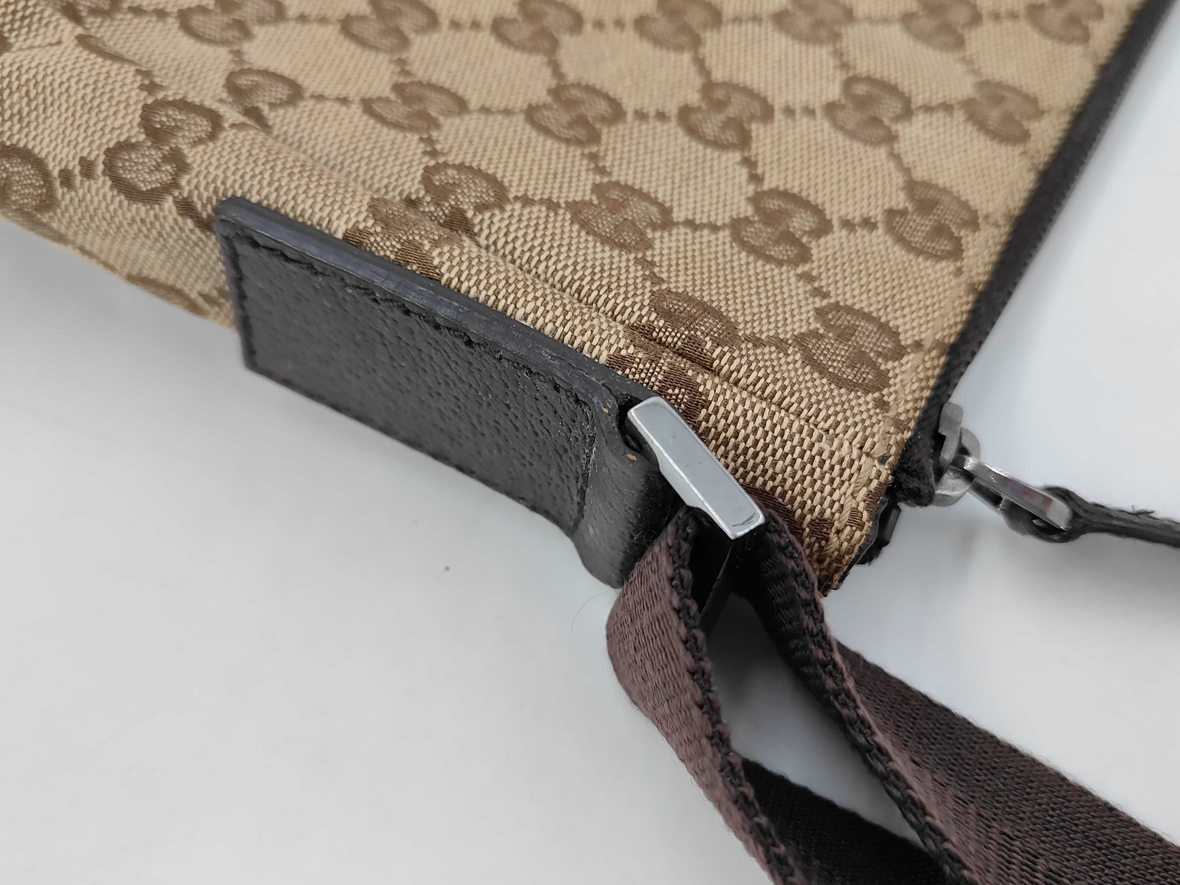 GG Canvas Shoulder Bag — view 5