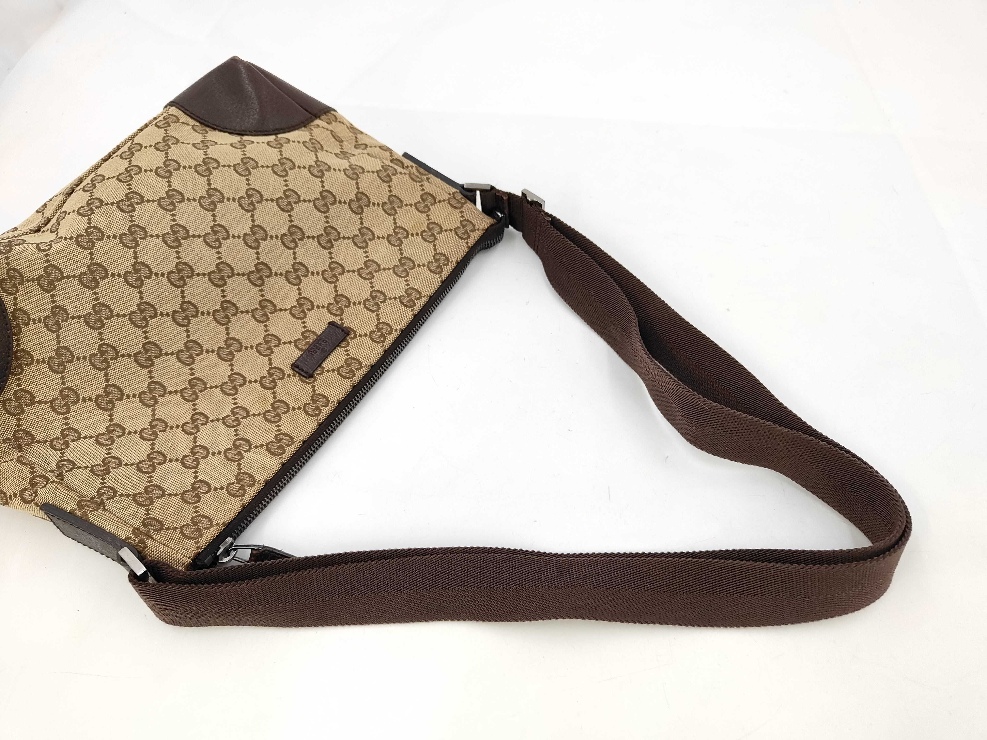 GG Canvas Shoulder Bag — view 7