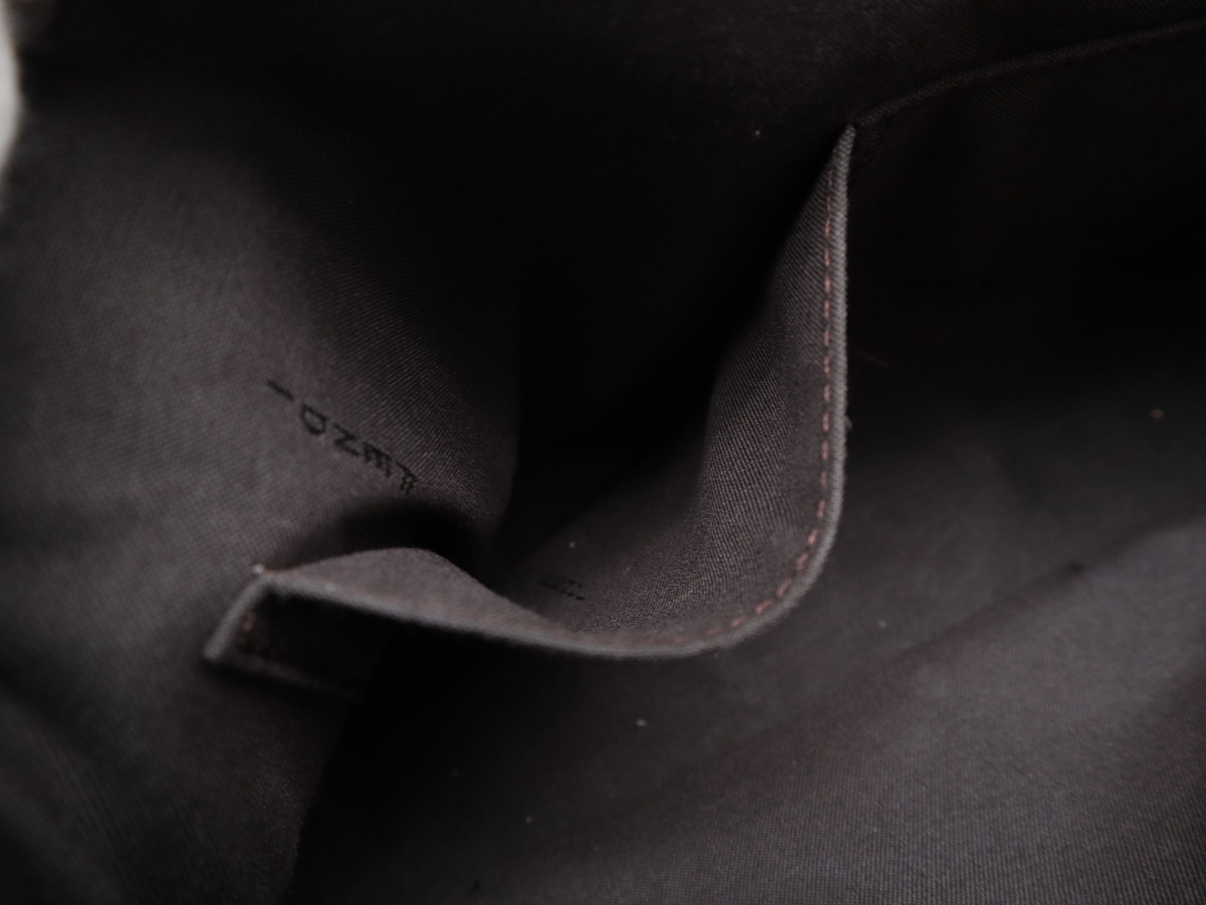 8BL124 Leather By The Way 2-Way Handbag, Leather, Black, with Strap and Dust Bag. — view 9