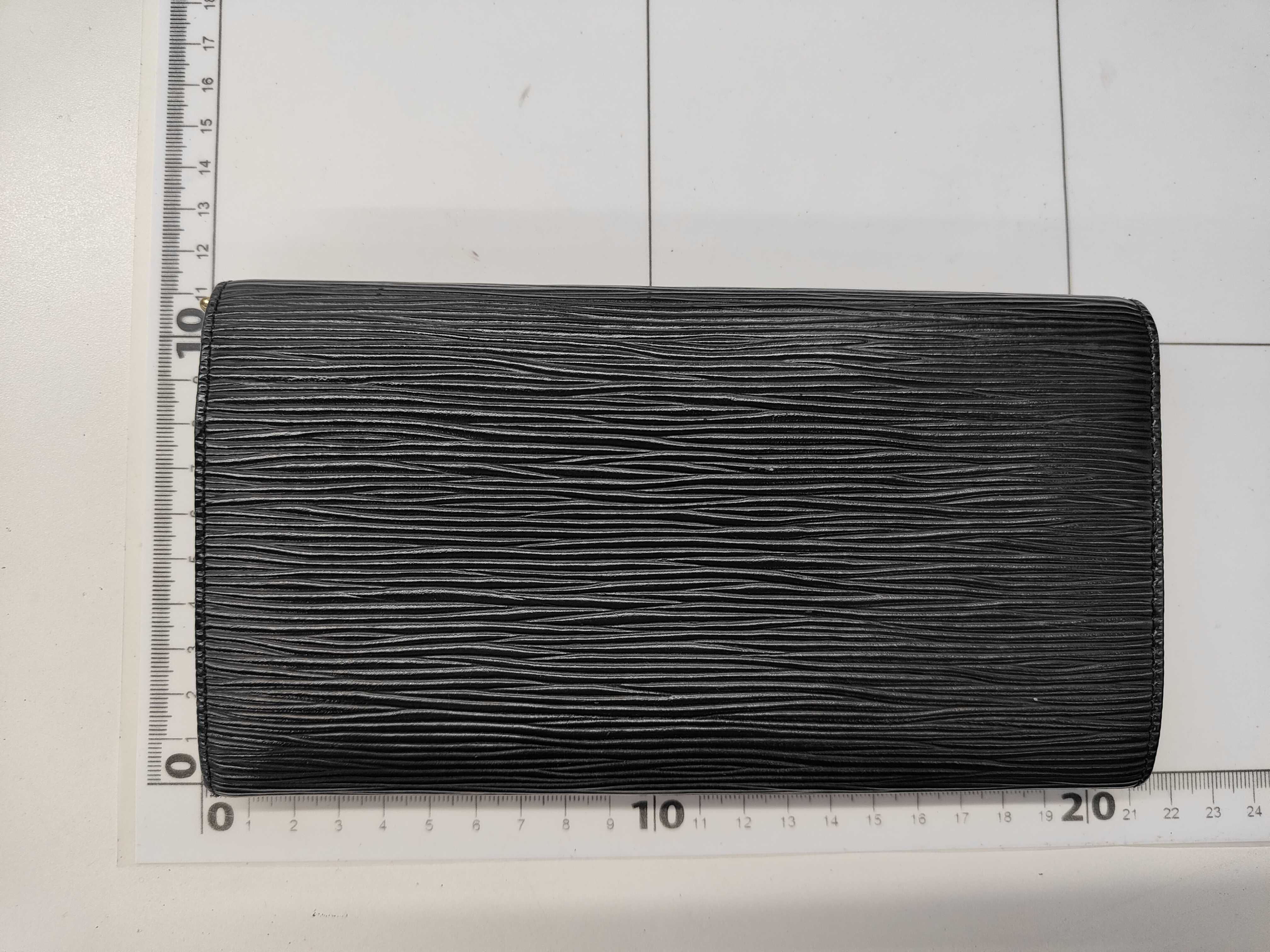 Epi Louis Vuitton Portefeuille Sarah Wallet — view 2