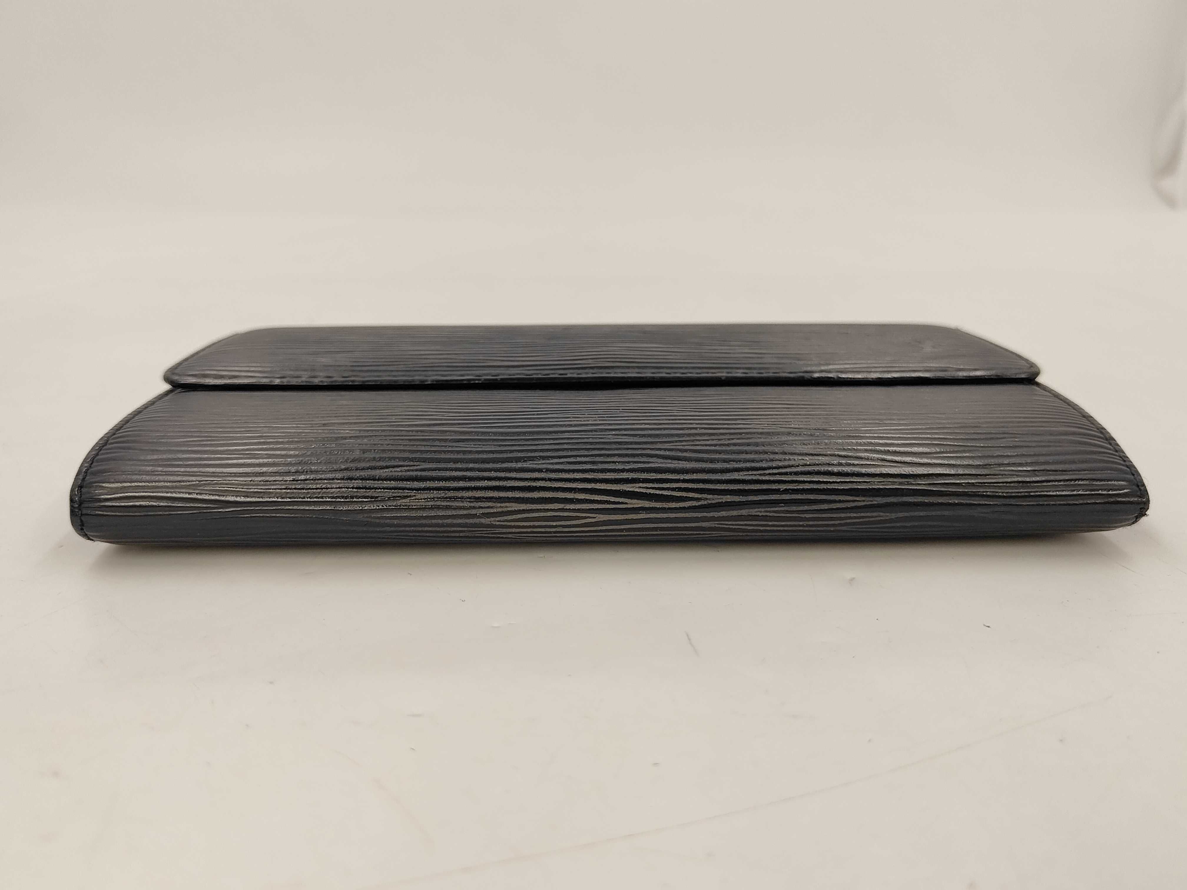 Epi Louis Vuitton Portefeuille Sarah Wallet — view 4