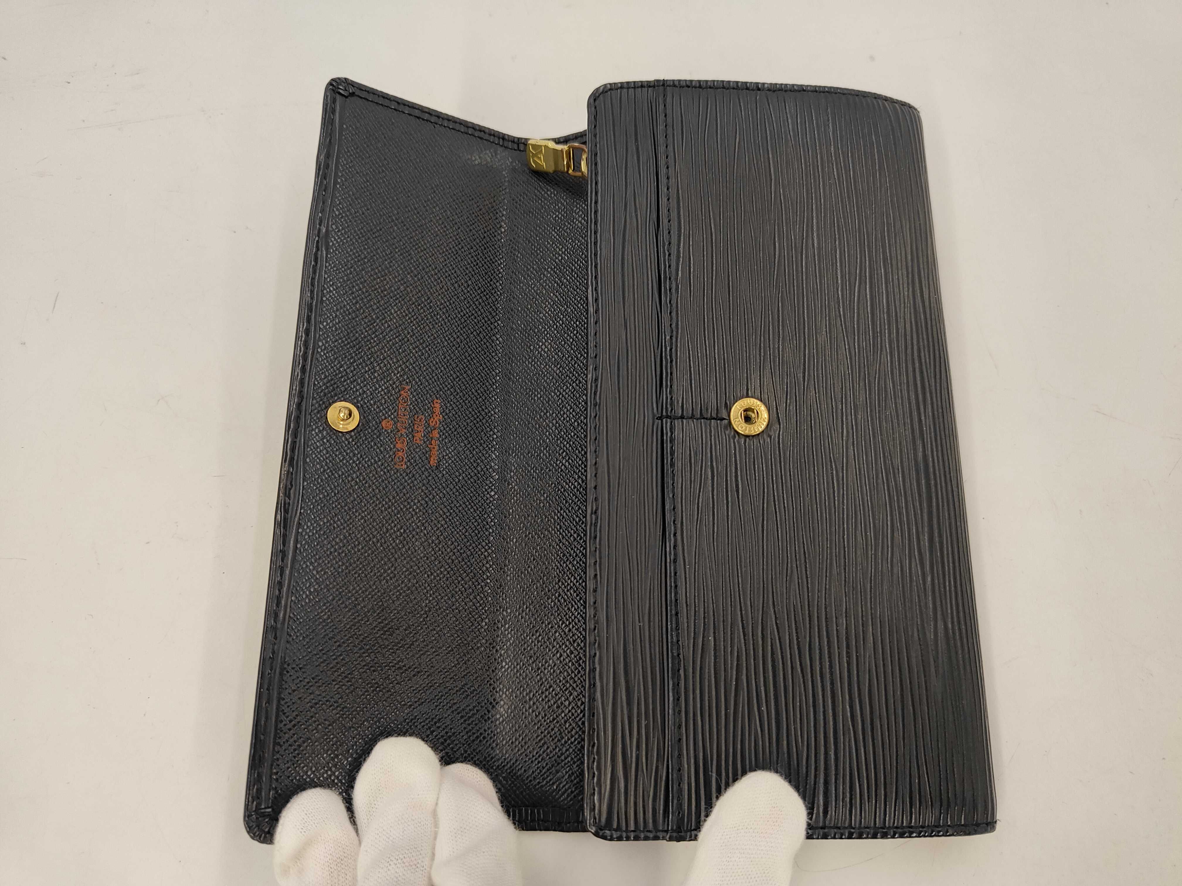 Epi Louis Vuitton Portefeuille Sarah Wallet — view 5