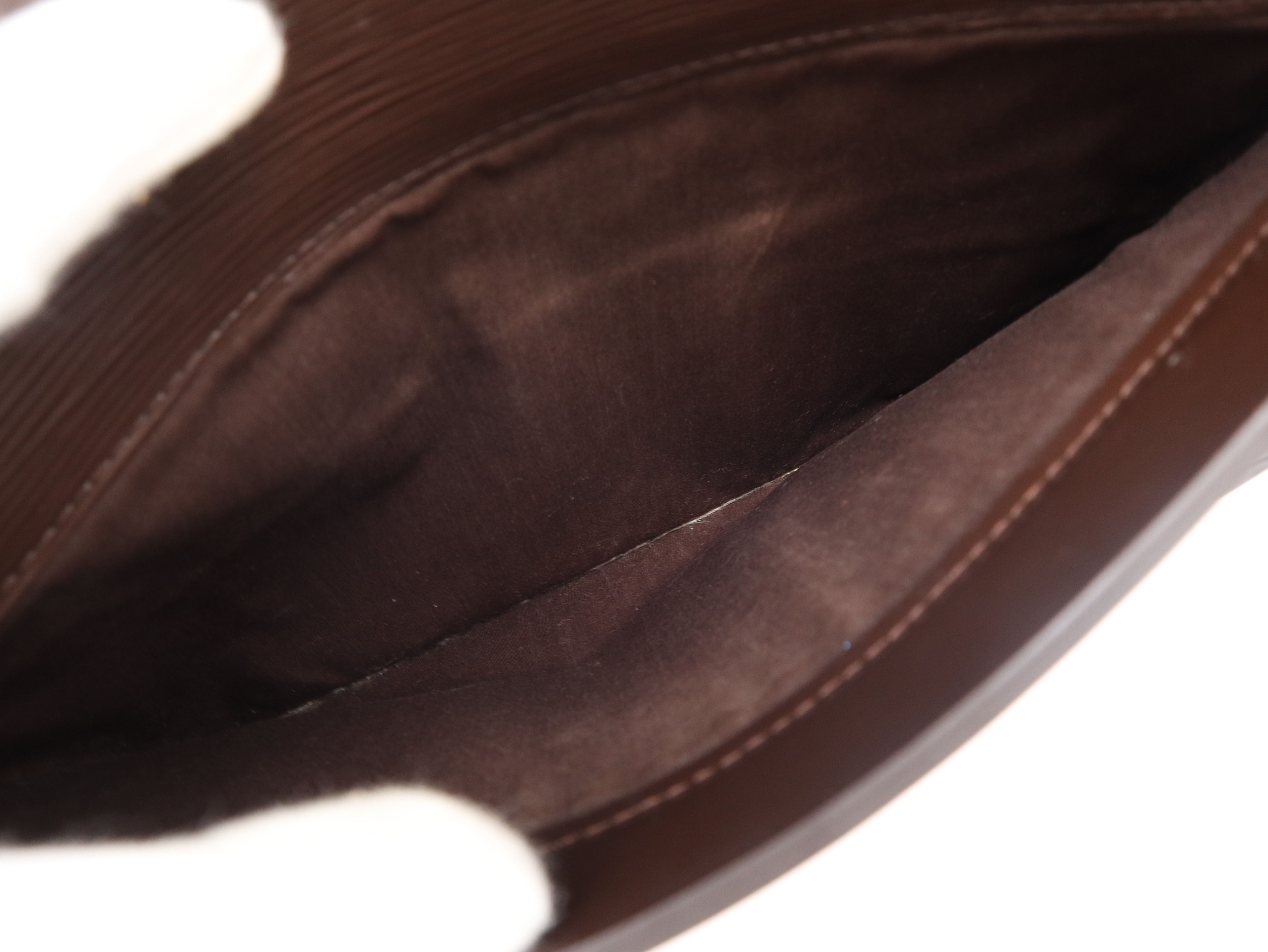 M5249D Epi Croisette PM Mocha Handbag — view 12