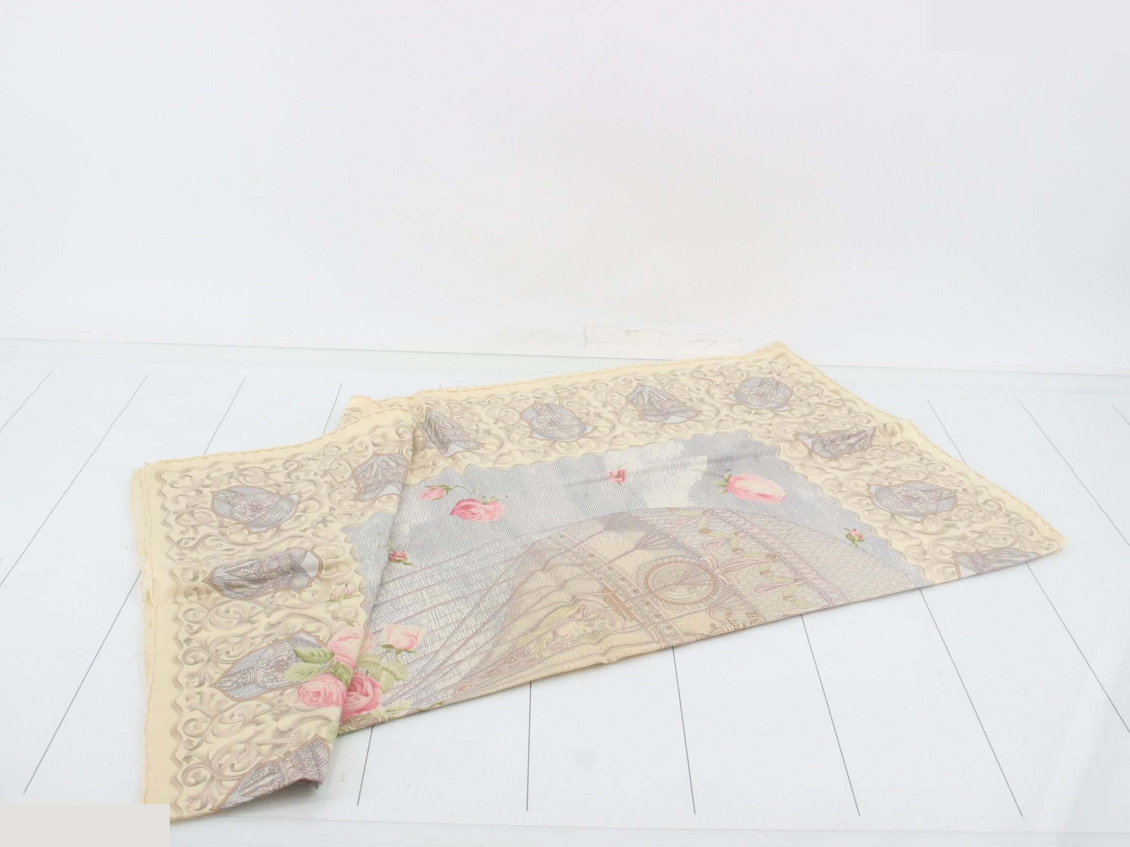 scarf — view 3