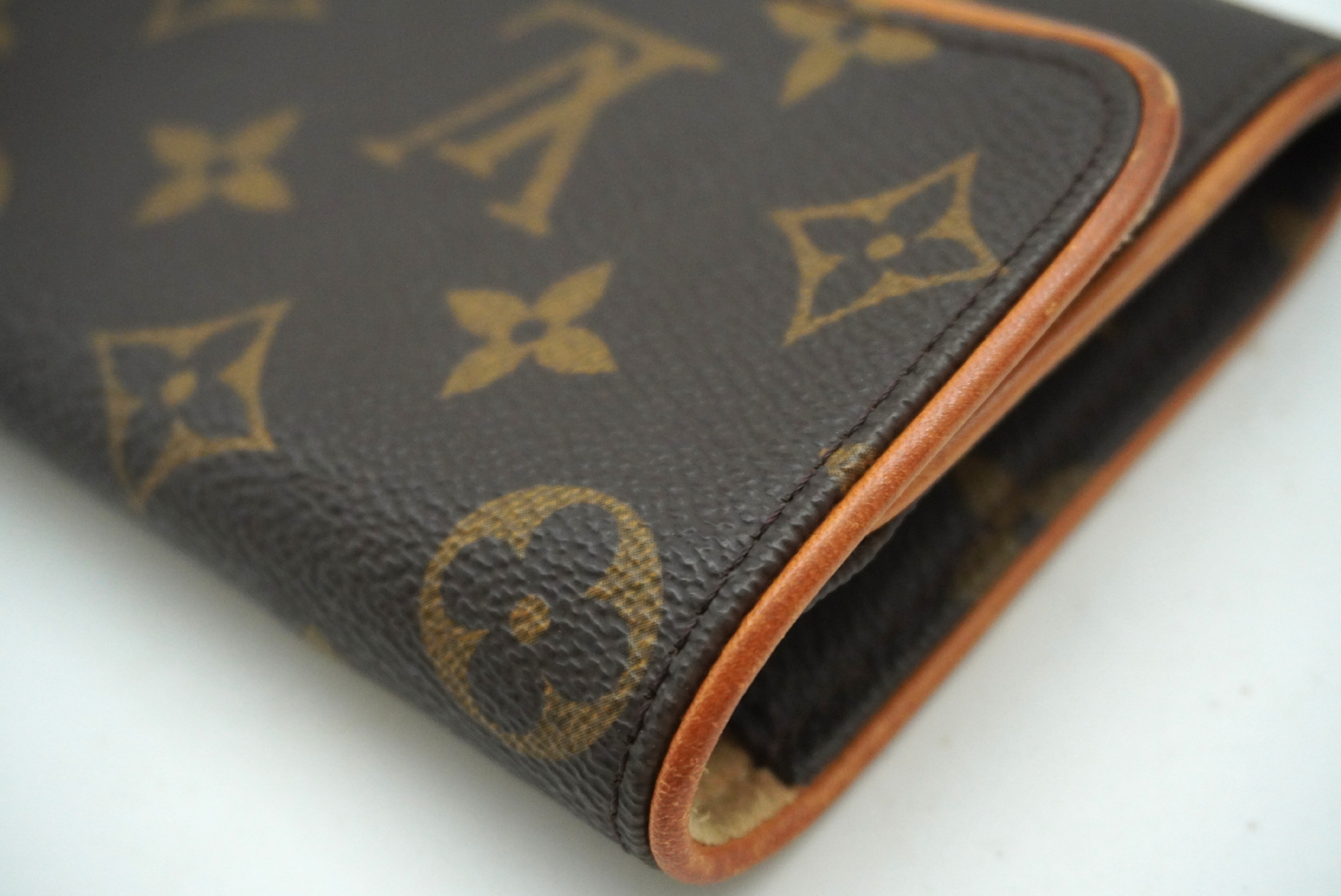 Monogram Pochette Twin PM M51854 Shoulder Bag — view 7