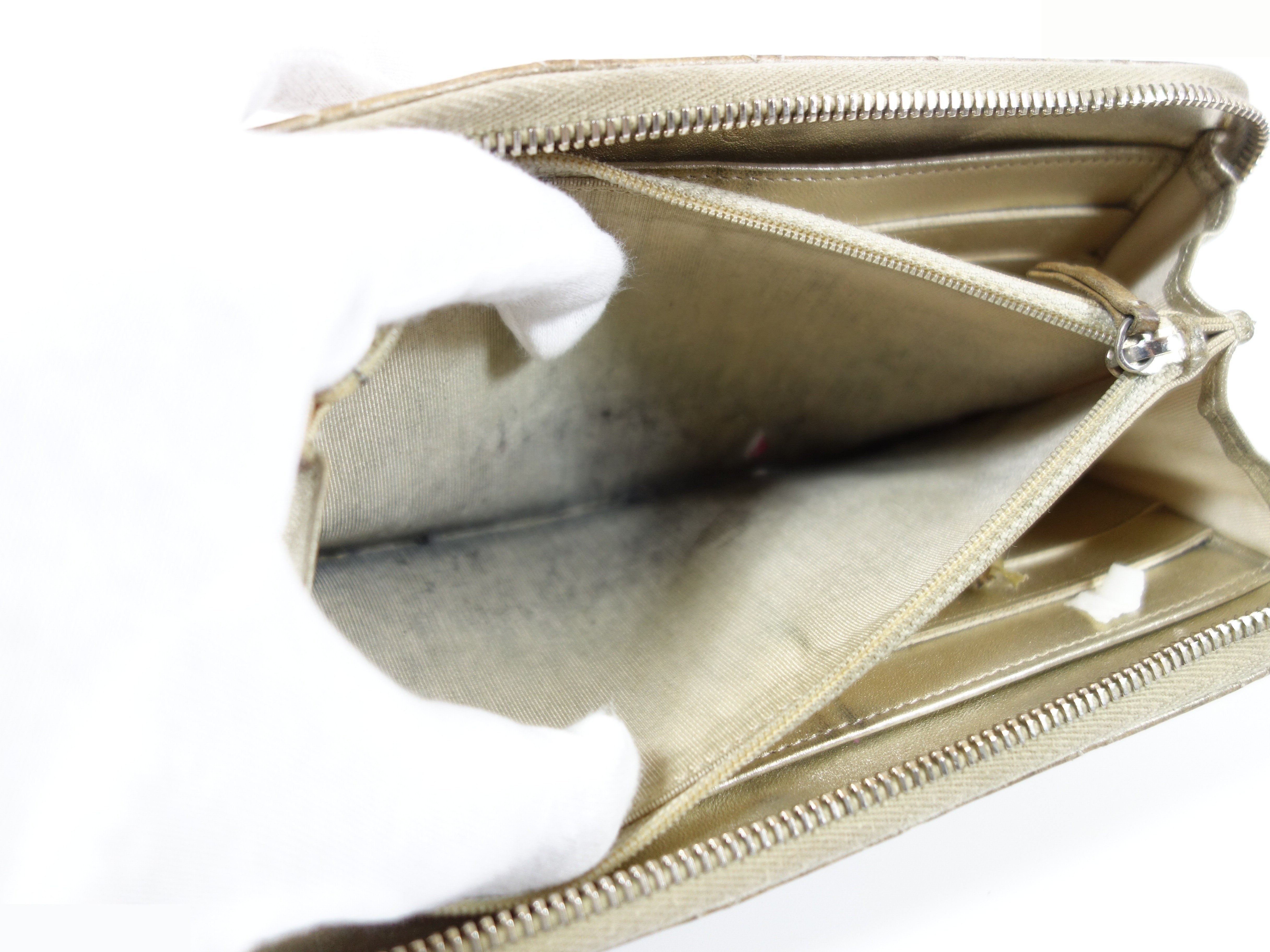 Matelassé (bags) and wallets — view 7
