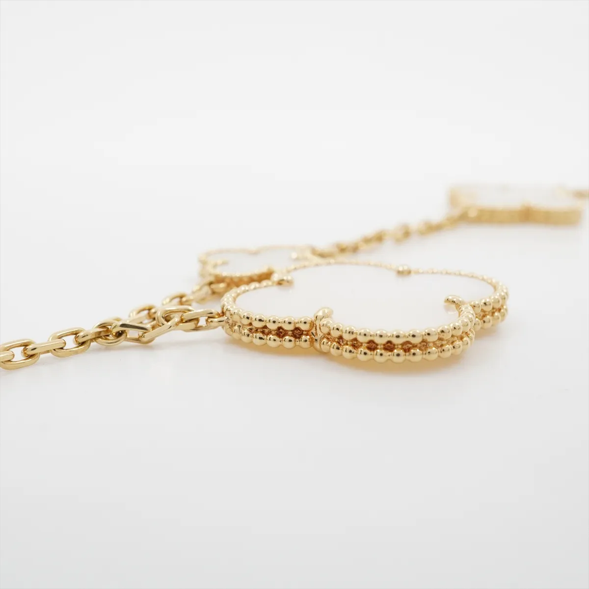 Magic Alhambra 5P Shell Bracelet 750 (Yellow Gold) 17.5g JE118466 — view 8