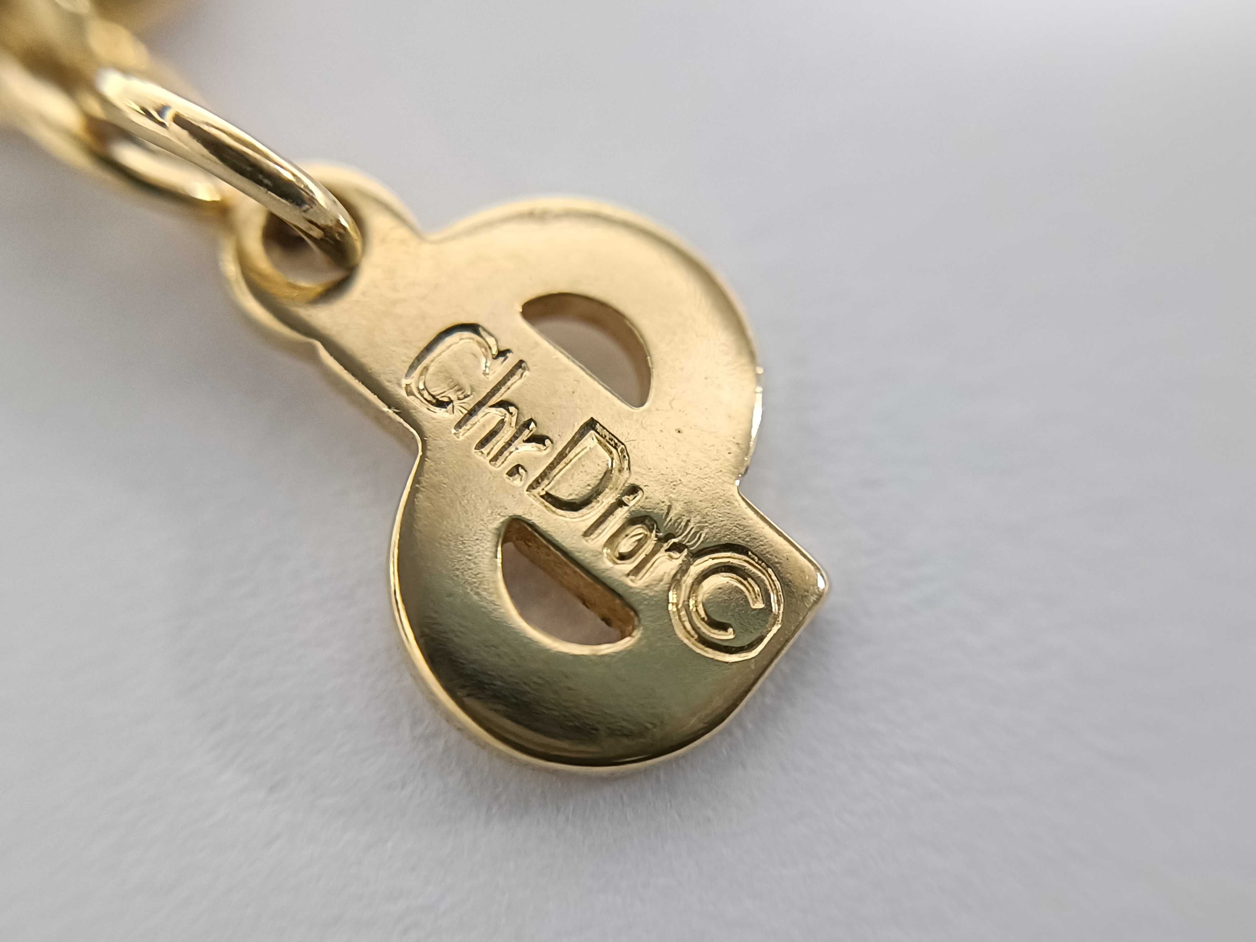 B. Necklace — view 6