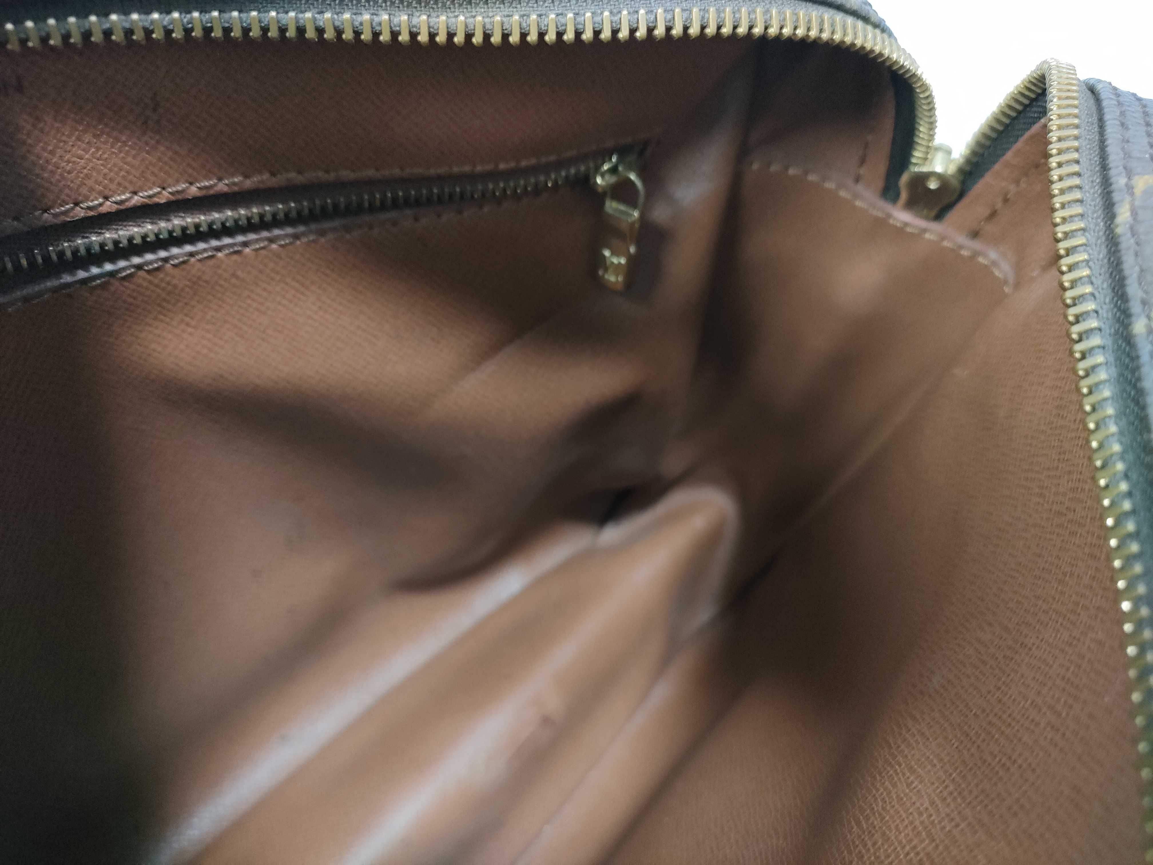 Monogram Louis Vuitton Nile Shoulder Bag — view 12