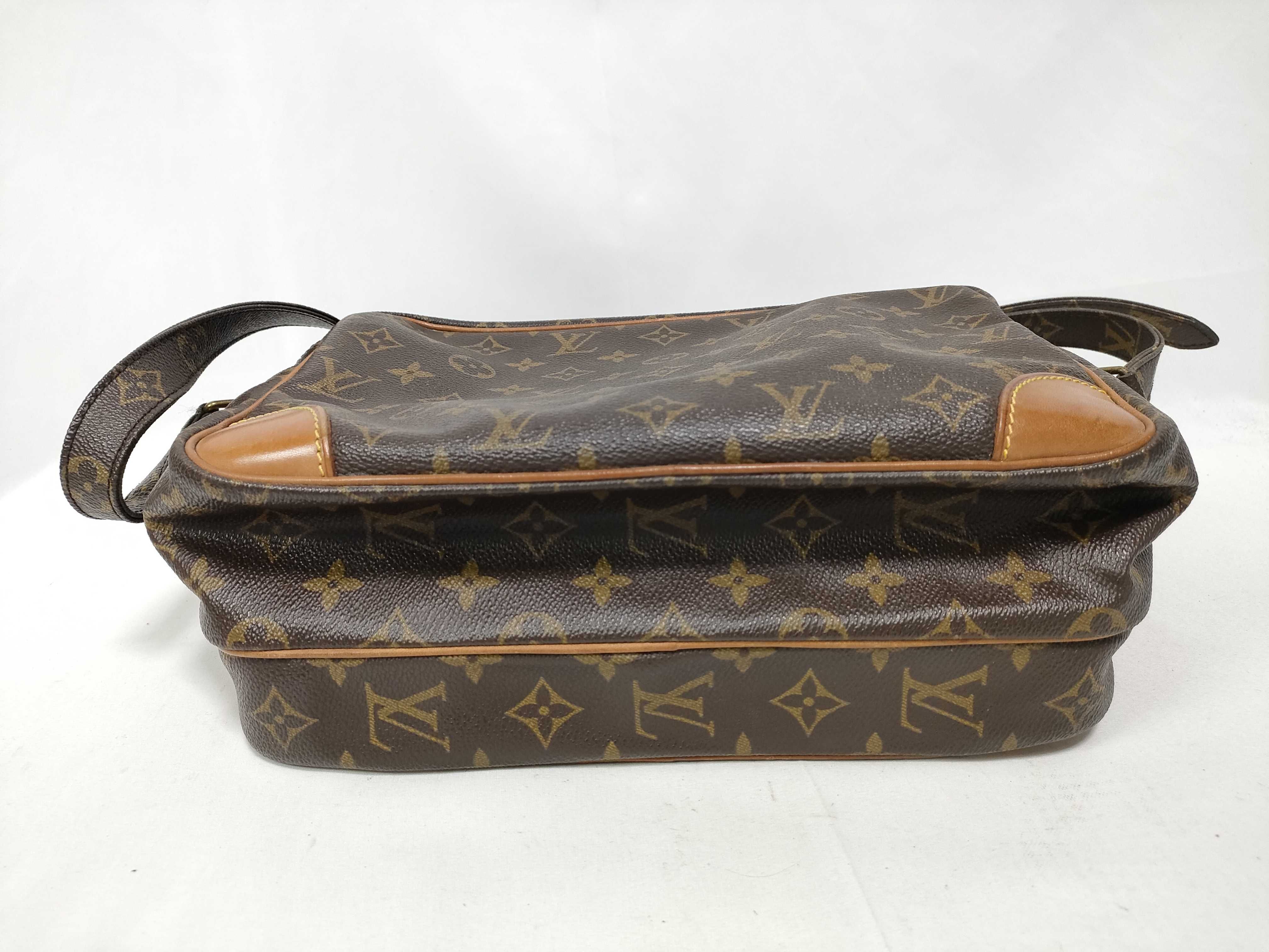Monogram Louis Vuitton Nile Shoulder Bag — view 3
