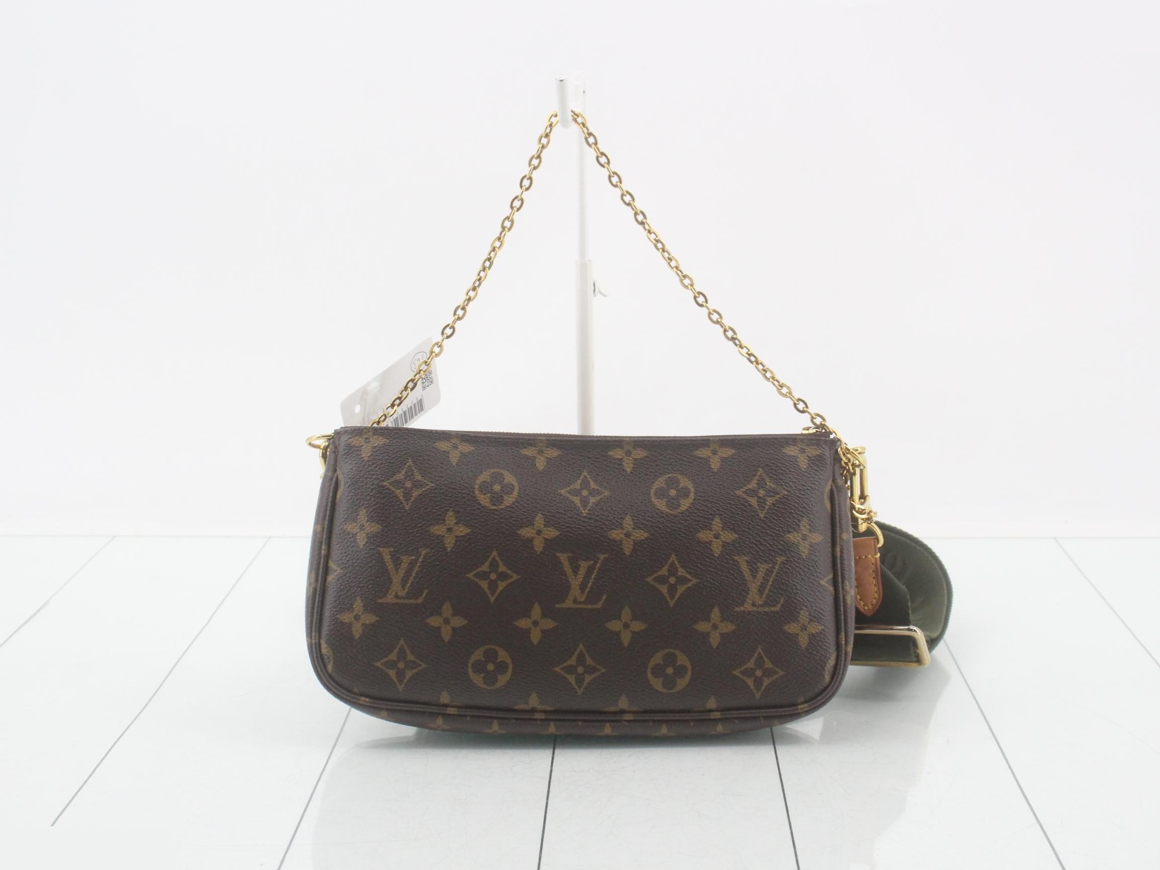 Monogram Multi Pochette Accessoires 2-Way Shoulder Bag — view 2