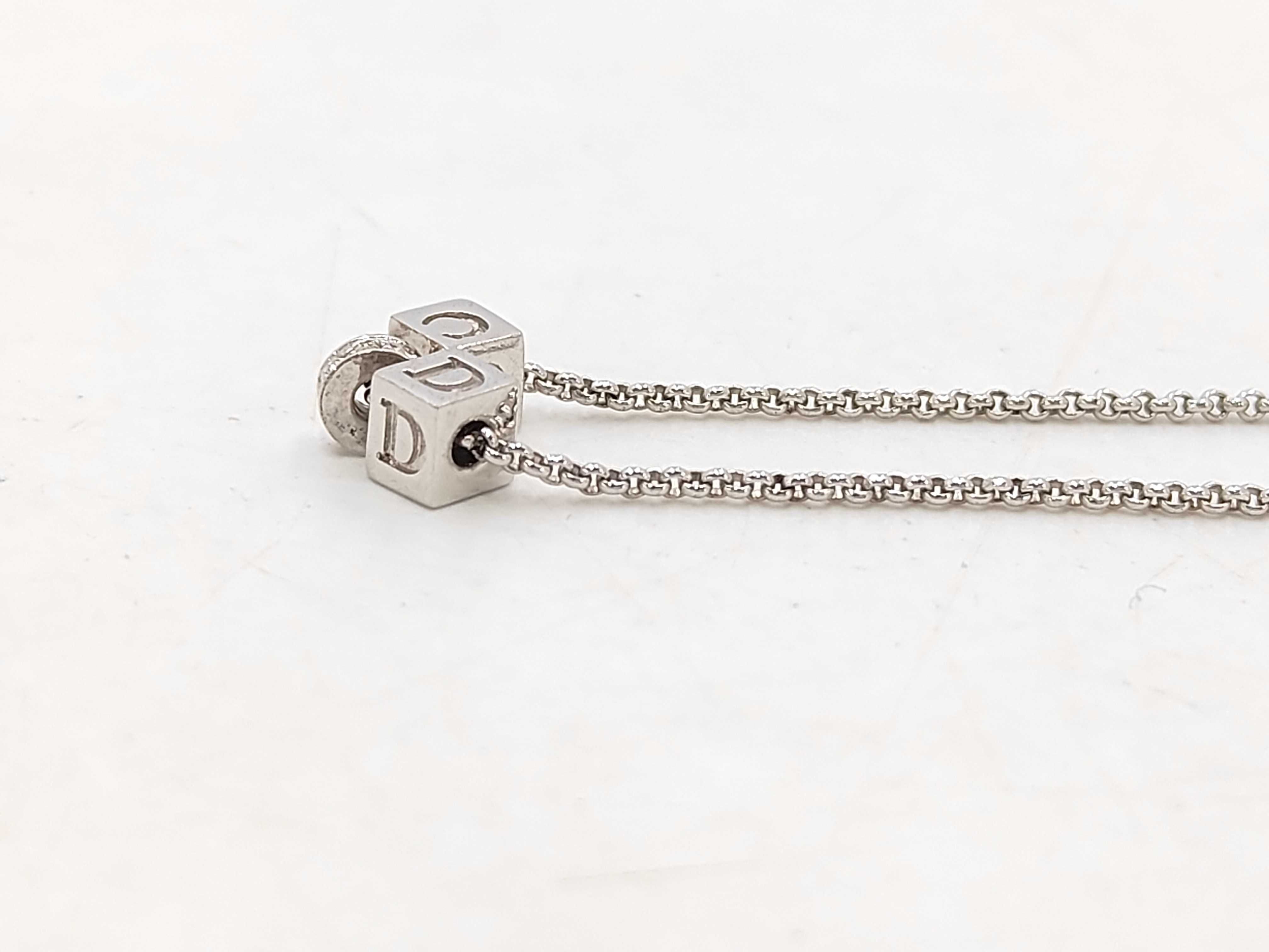 necklace — view 2