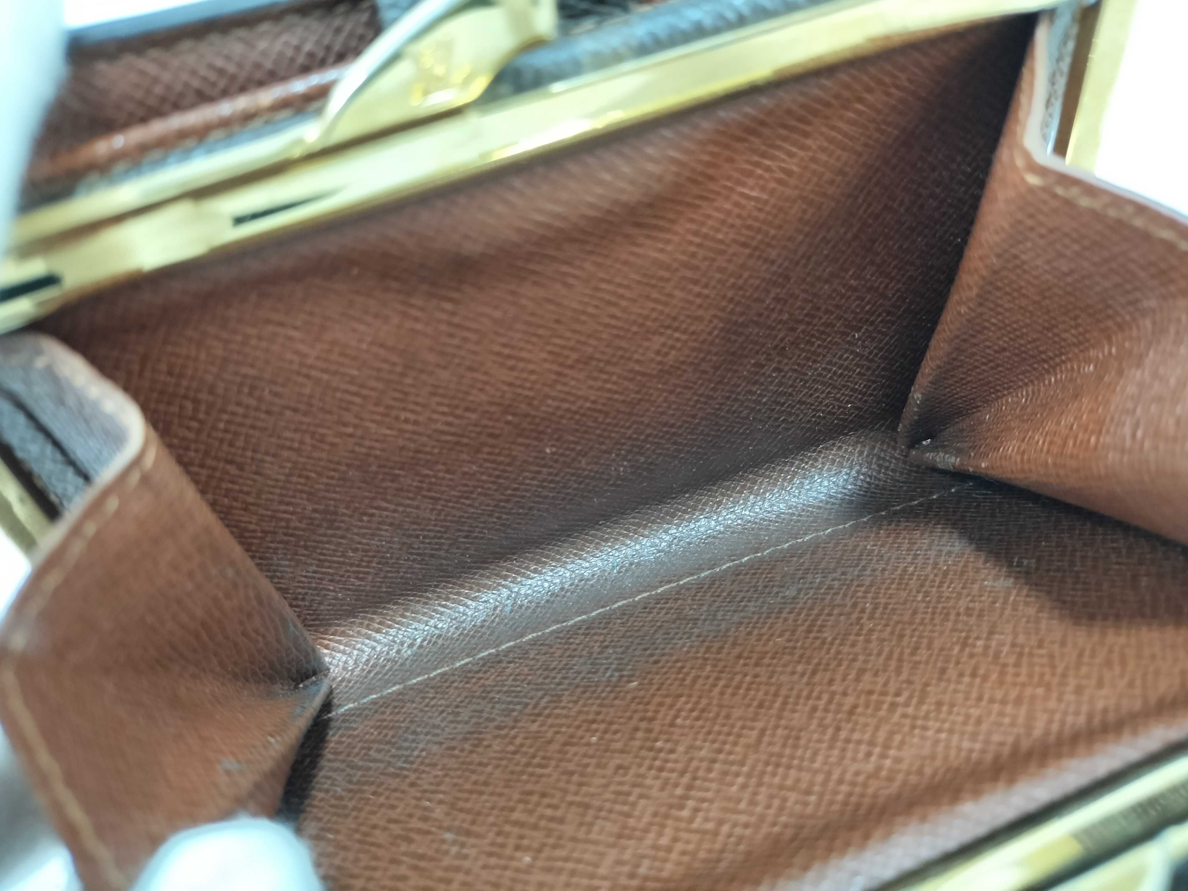 Monogram Louis Vuitton Monogram Portemonnaie Billet Viennois Folding Wallet — view 9