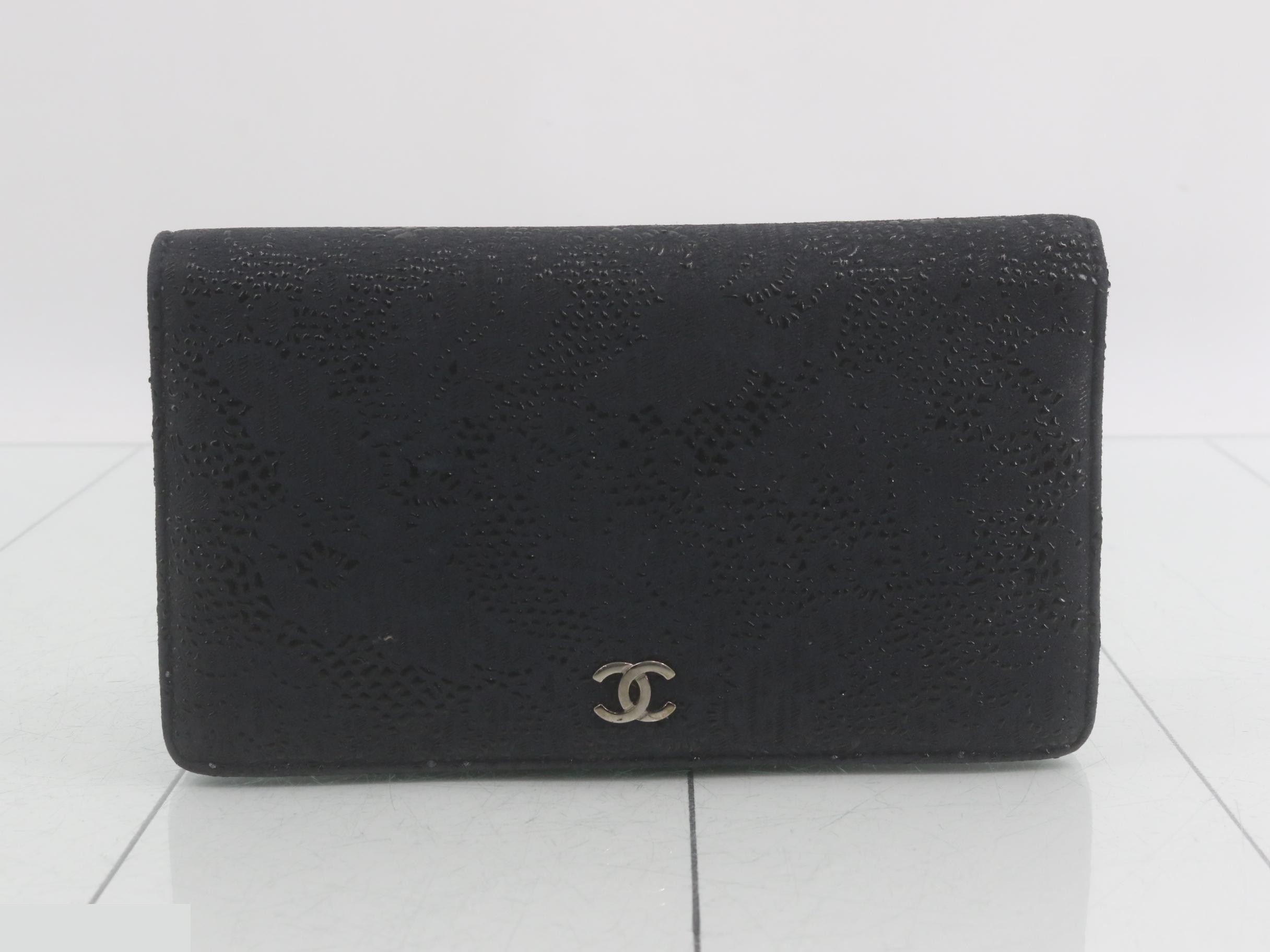 Filigree Long Wallet, Caviar Leather, Blue, Silver Hardware