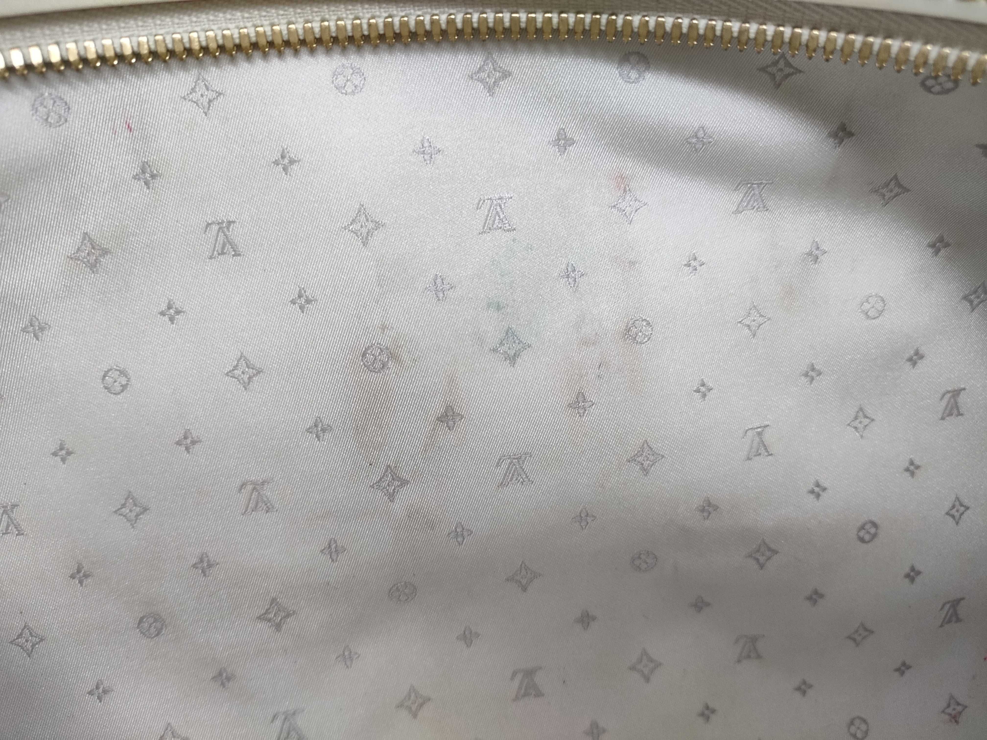 Suhali Epanui White Handbag — view 14