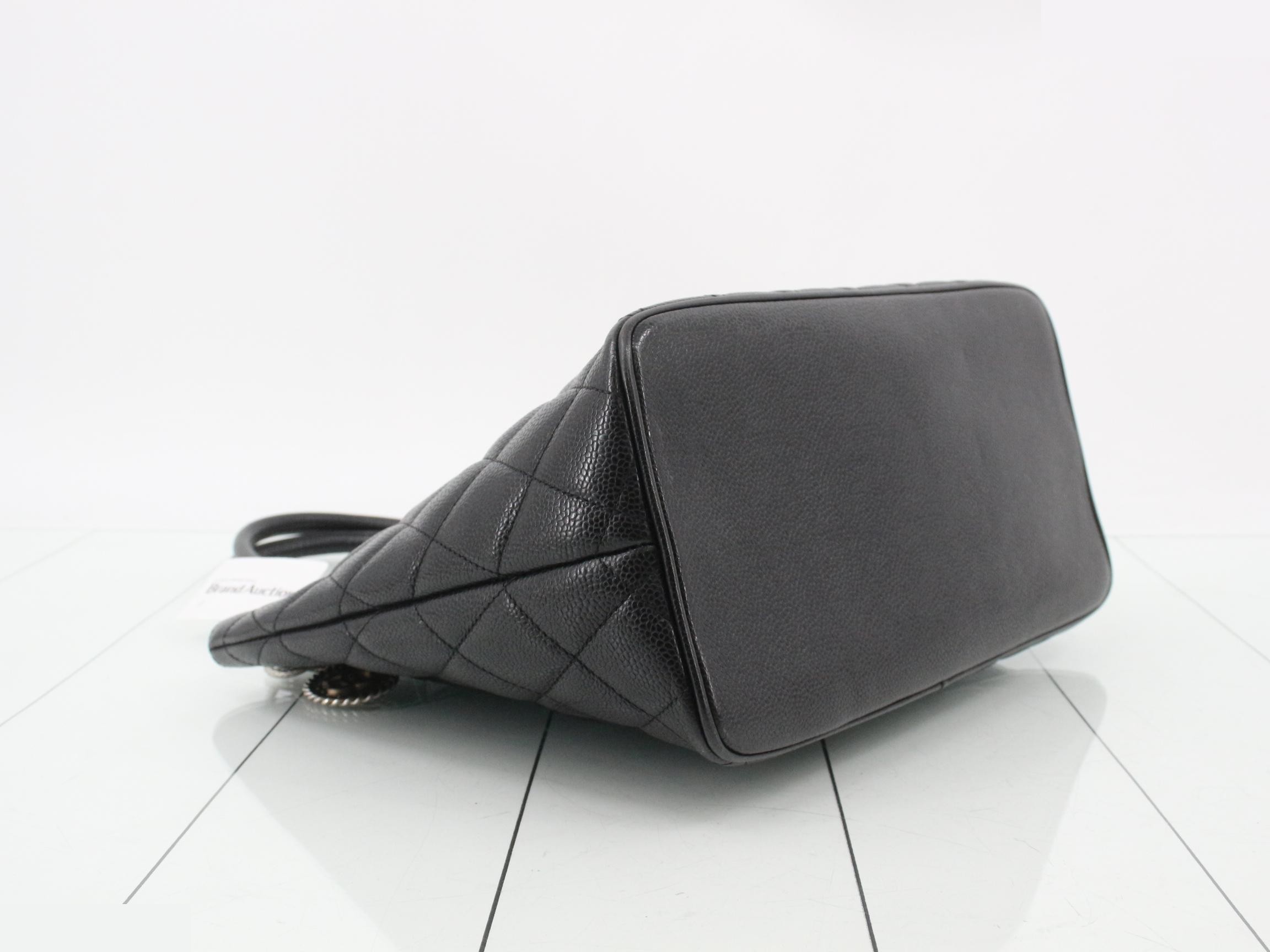 Matelassé Caviar Reissue Tote Bag (with original seal) — view 5