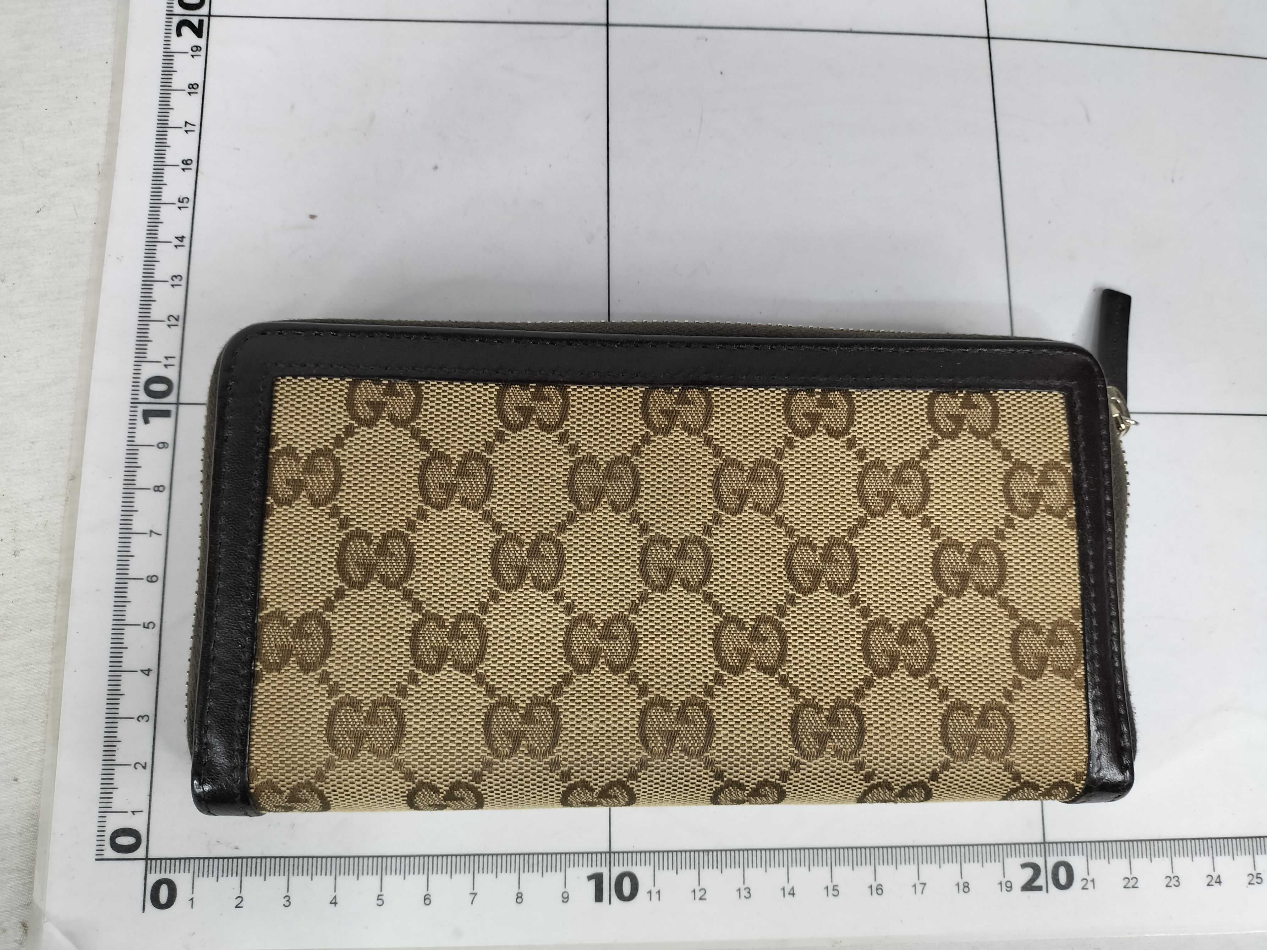 GG Canvas Round Zip Wallet 308012 with Gold Hardware — view 2