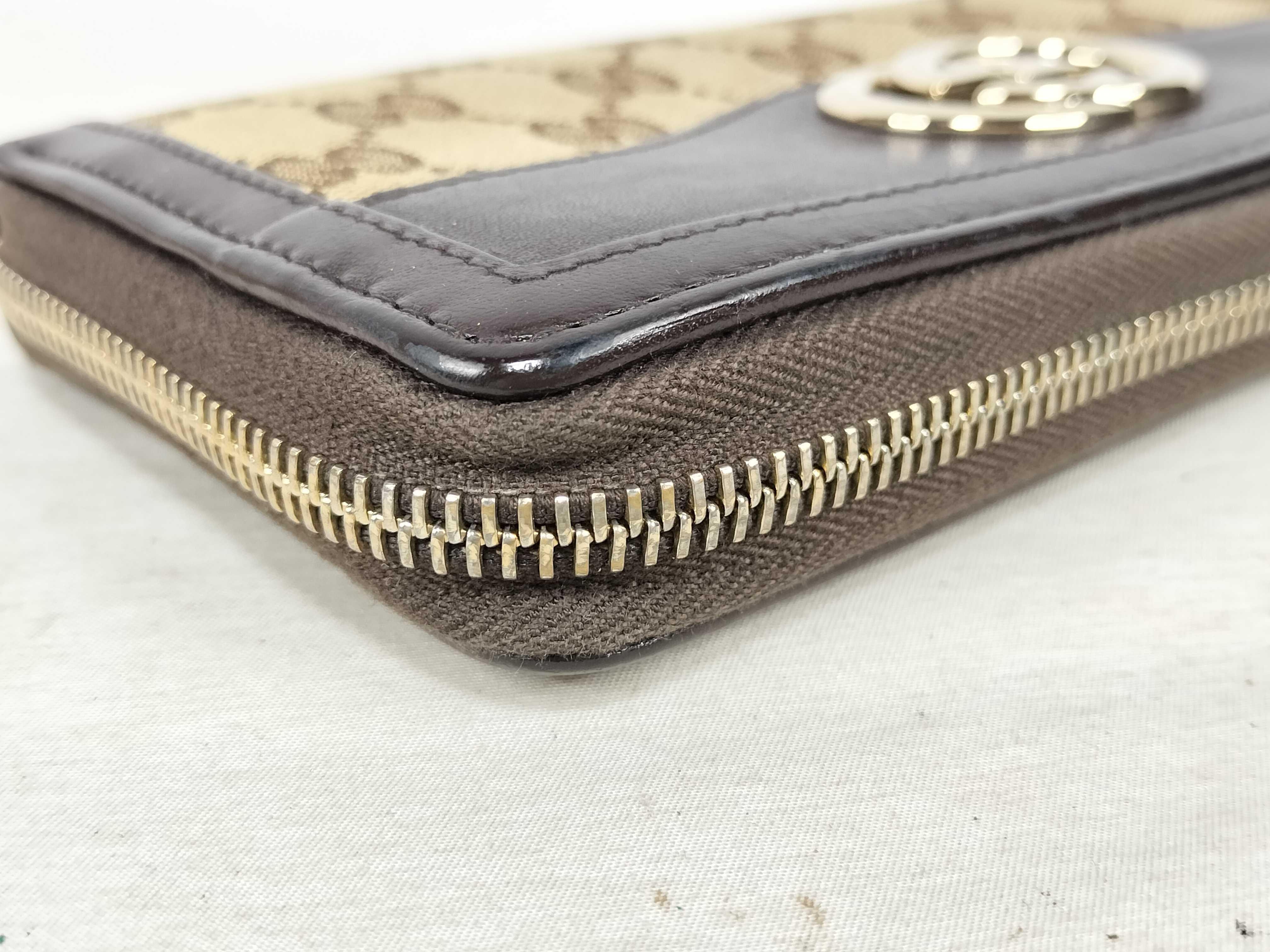 GG Canvas Round Zip Wallet 308012 with Gold Hardware — view 8