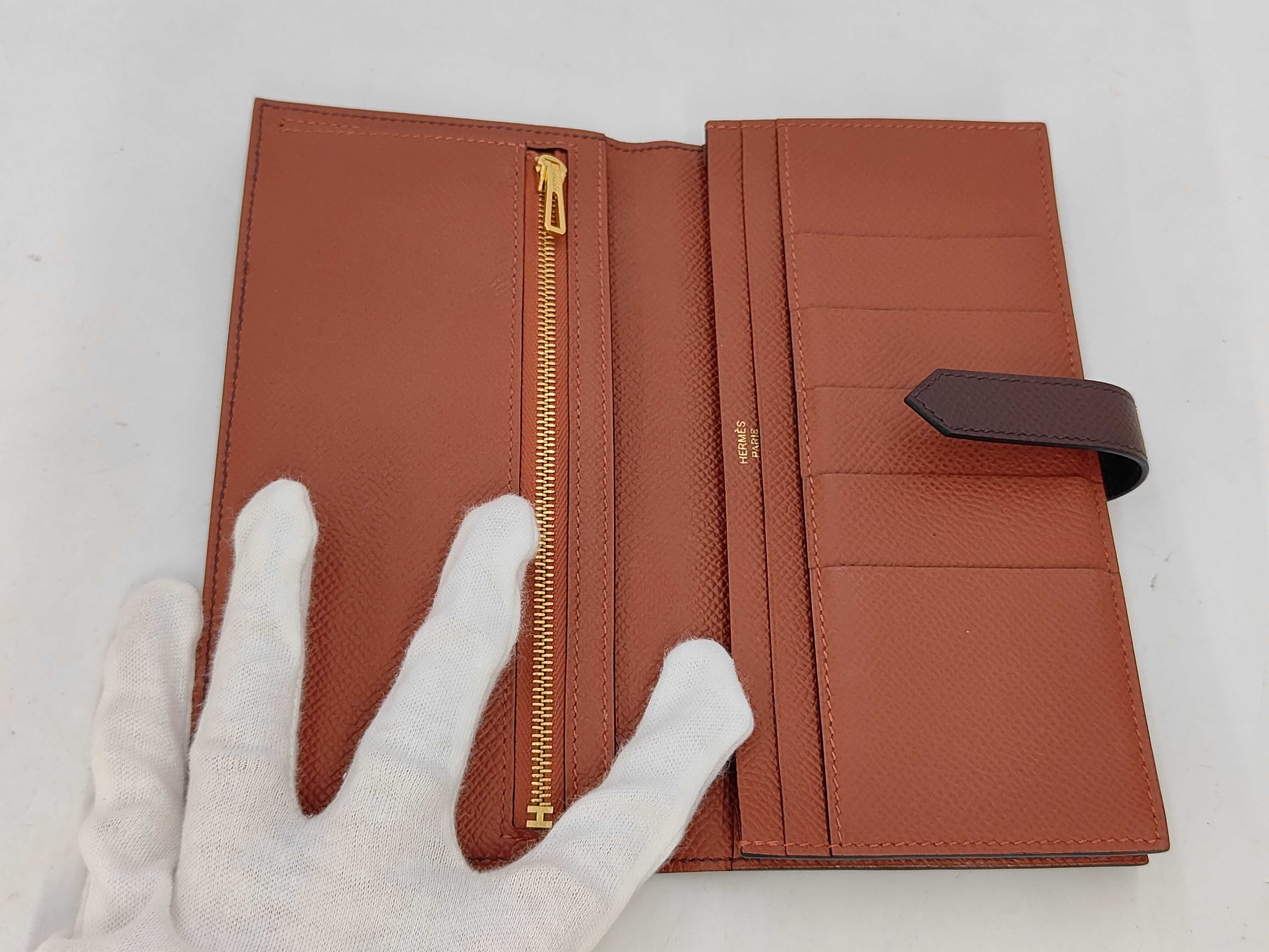 Bearn wallet with W stamp and gold hardware — view 4
