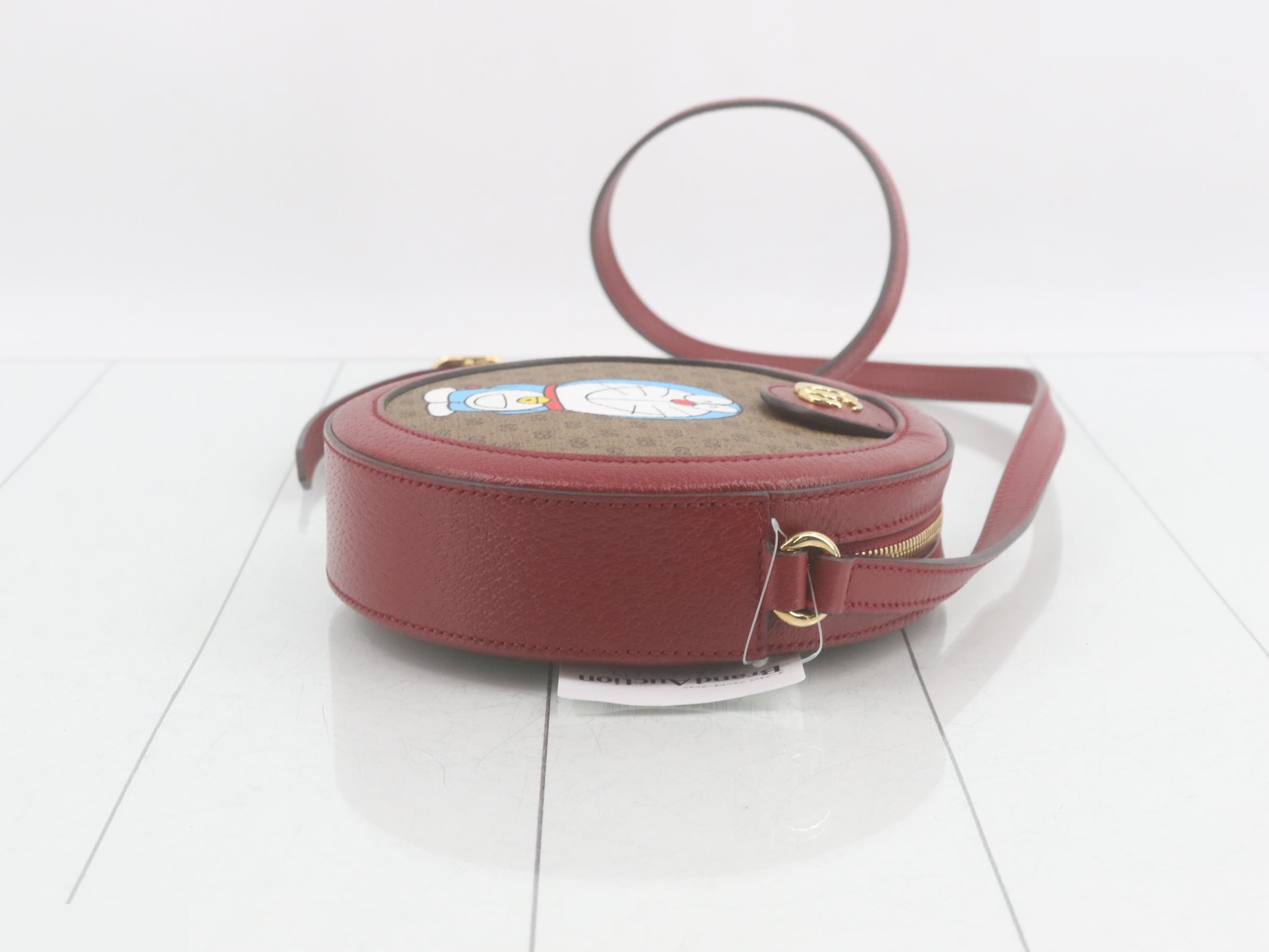 Doraemon Round Shoulder Bag — view 3