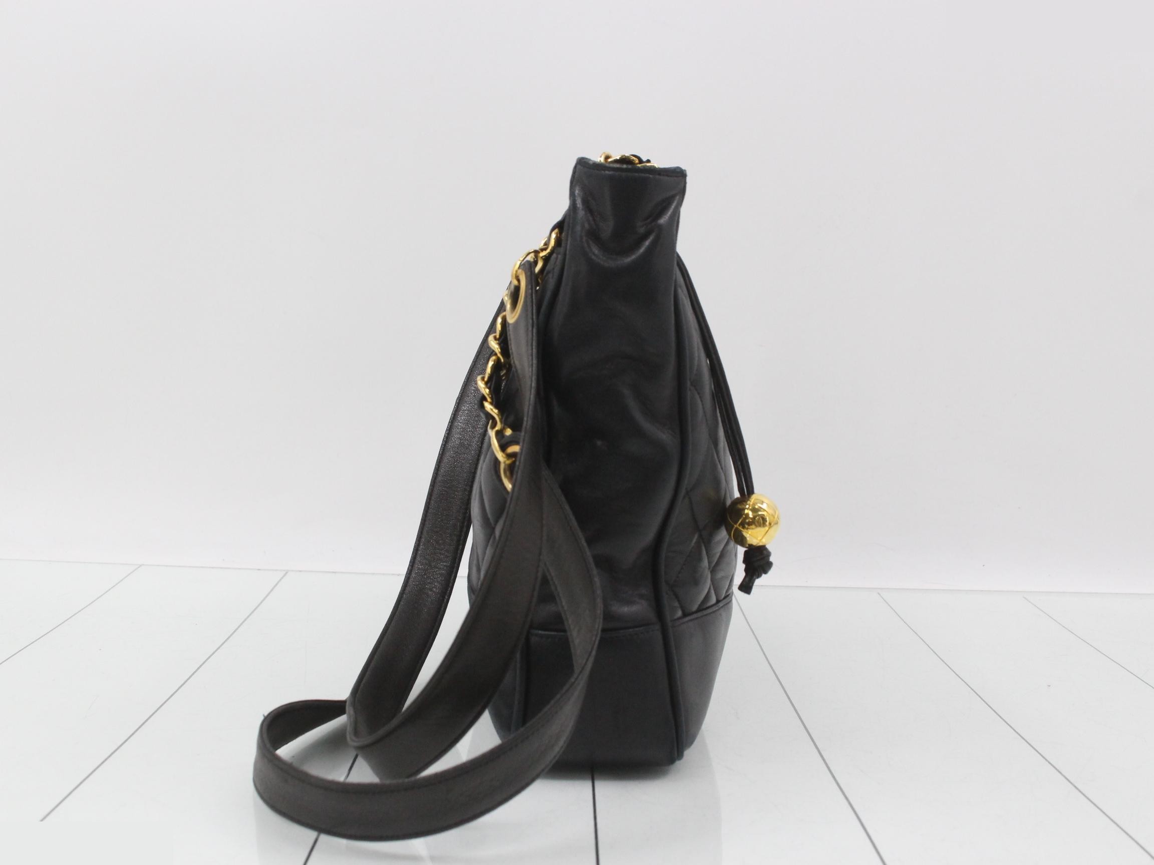 Matelassé lambskin chain bag, black, with ball charm and seal. — view 4