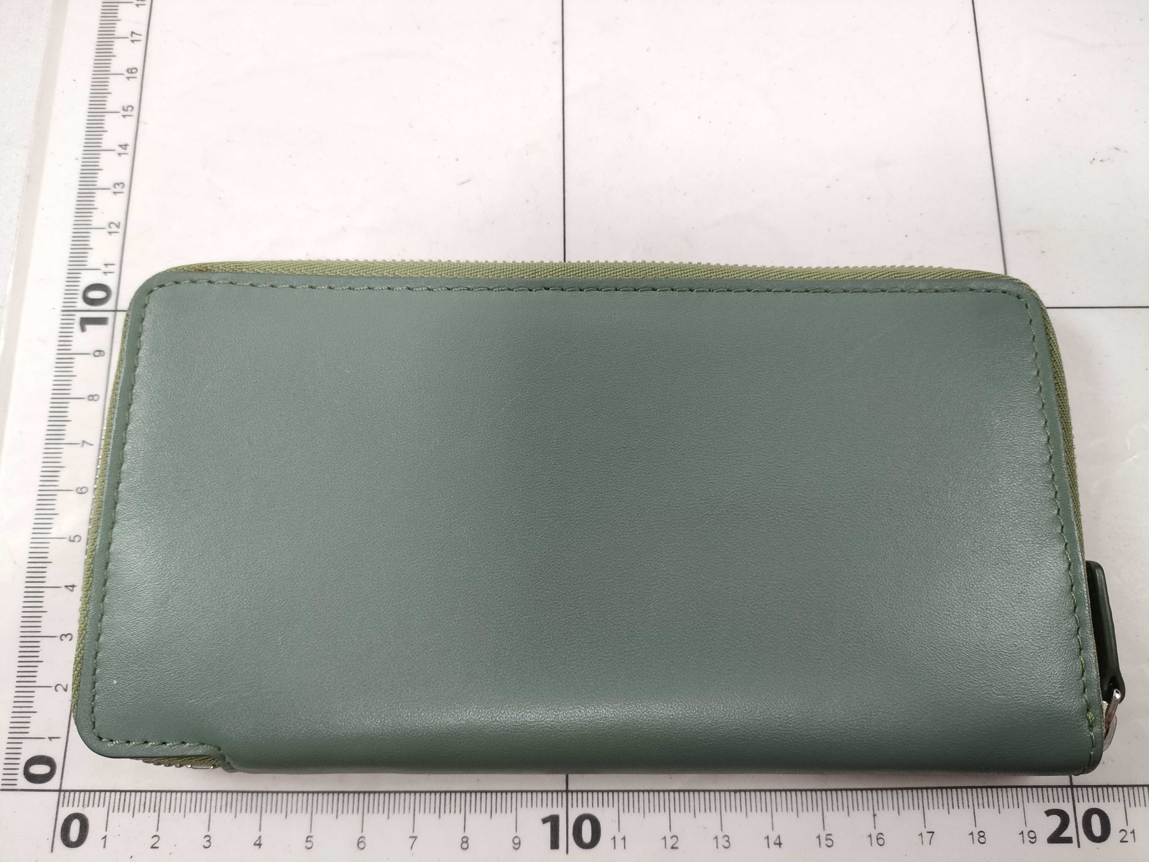 Bicolor Long Wallet, Round Zip Wallet — view 2