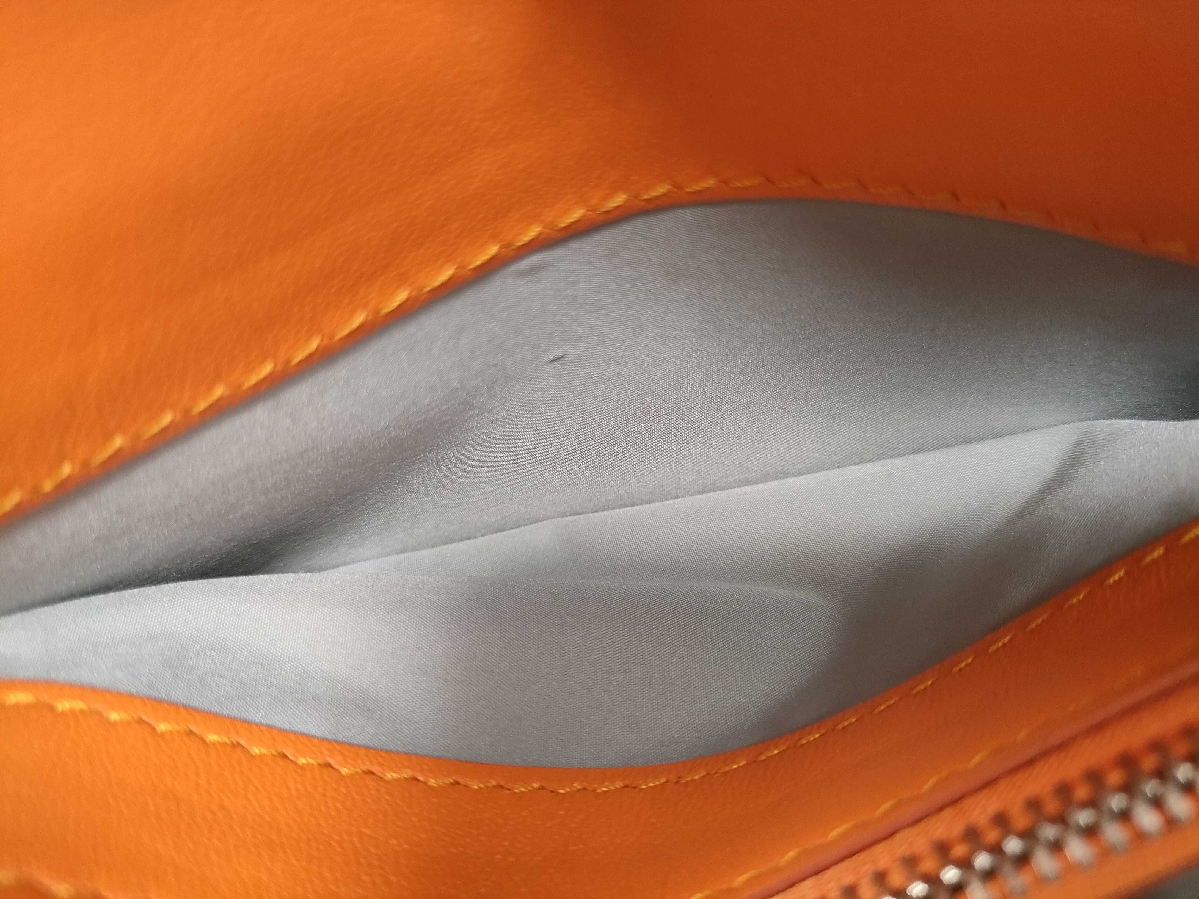 Bicolor Long Wallet, Round Zip Wallet — view 11