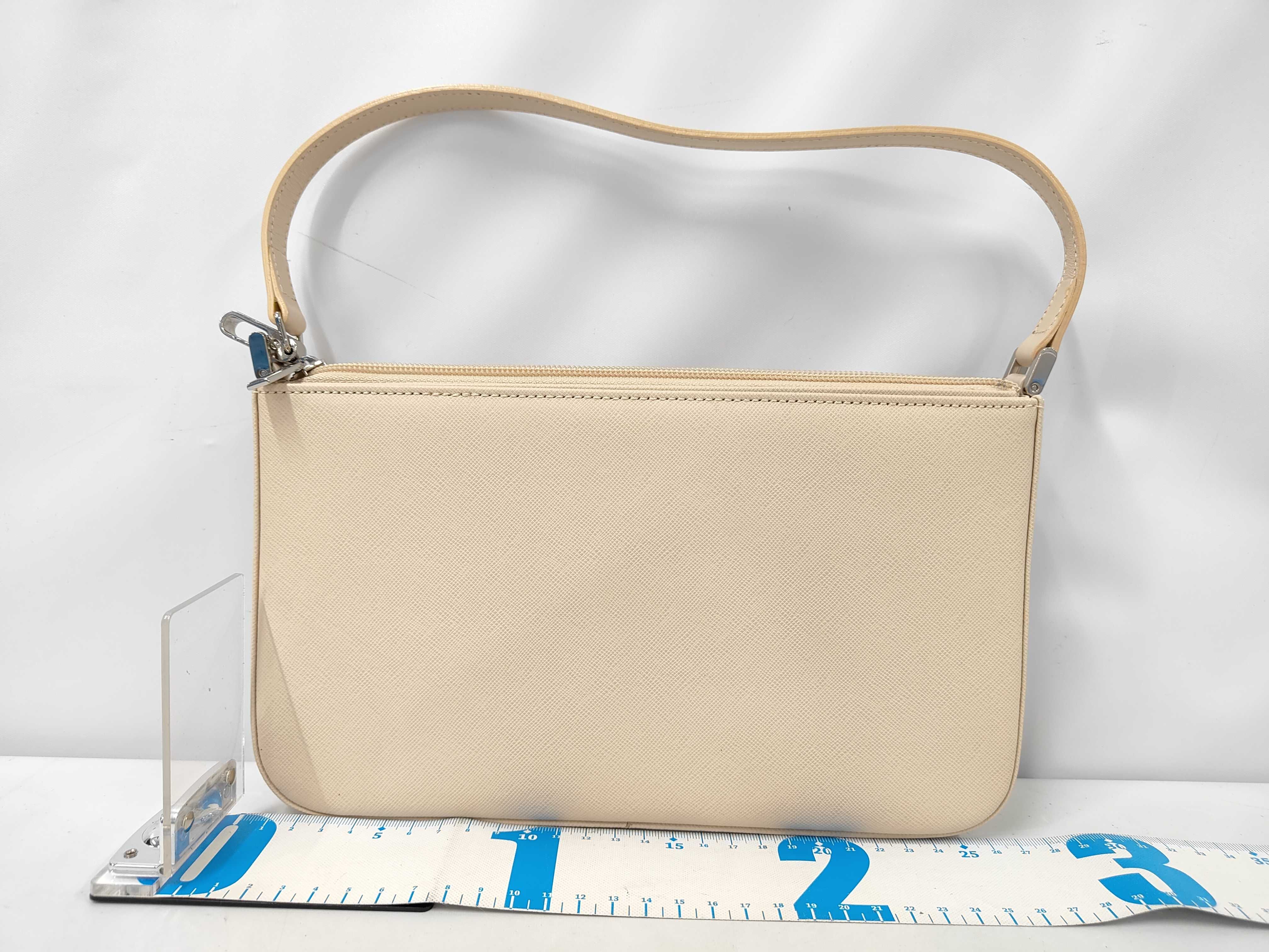 Leather Nova Check Handbag One-Shoulder Bag — view 2