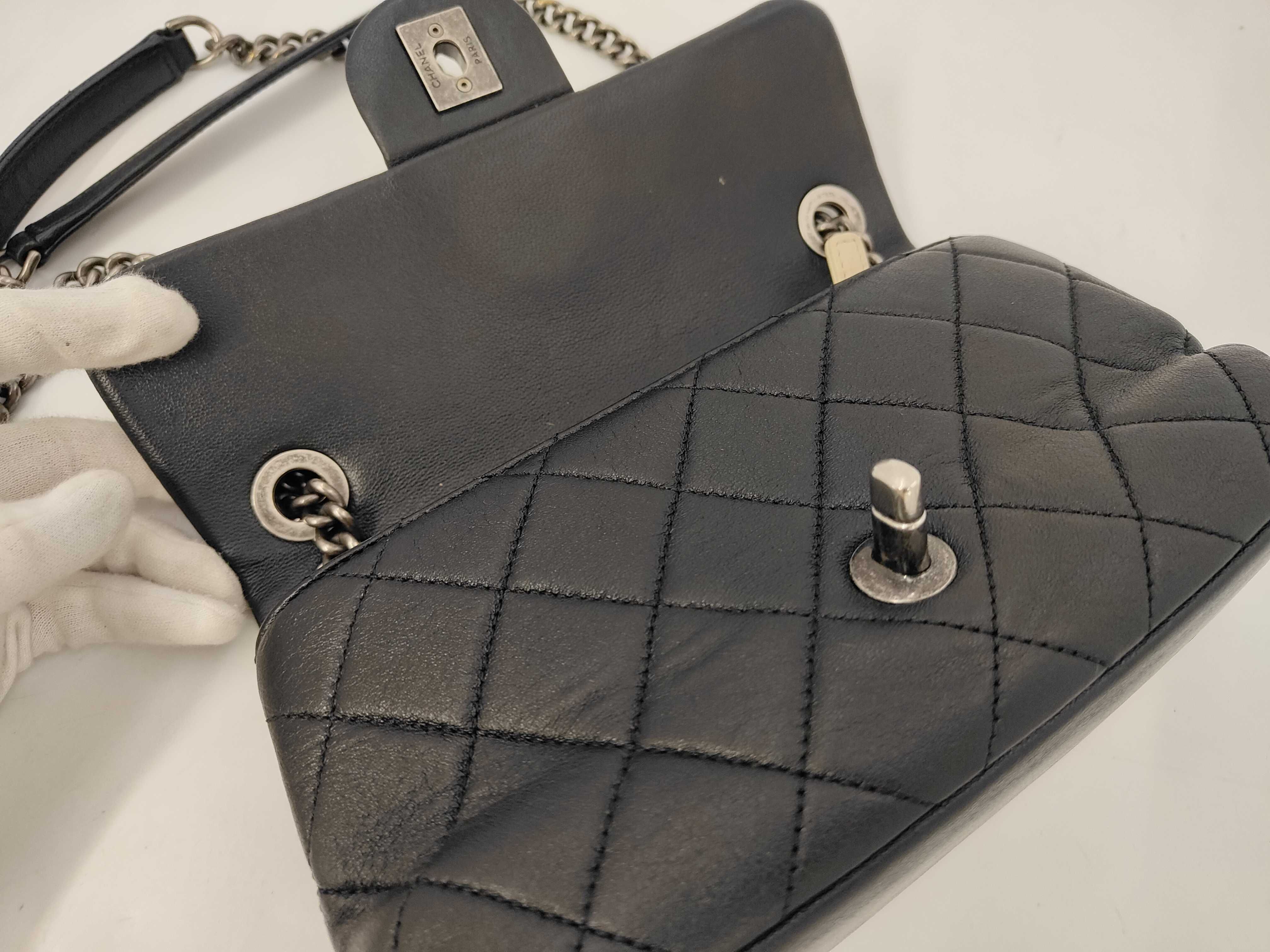 Chain Shoulder Bag — view 7