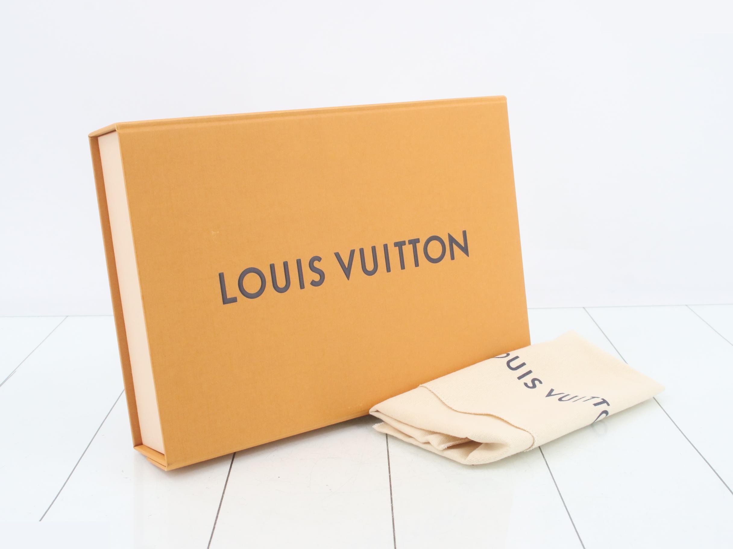 Pochette Jour PM Clutch Bag — view 7