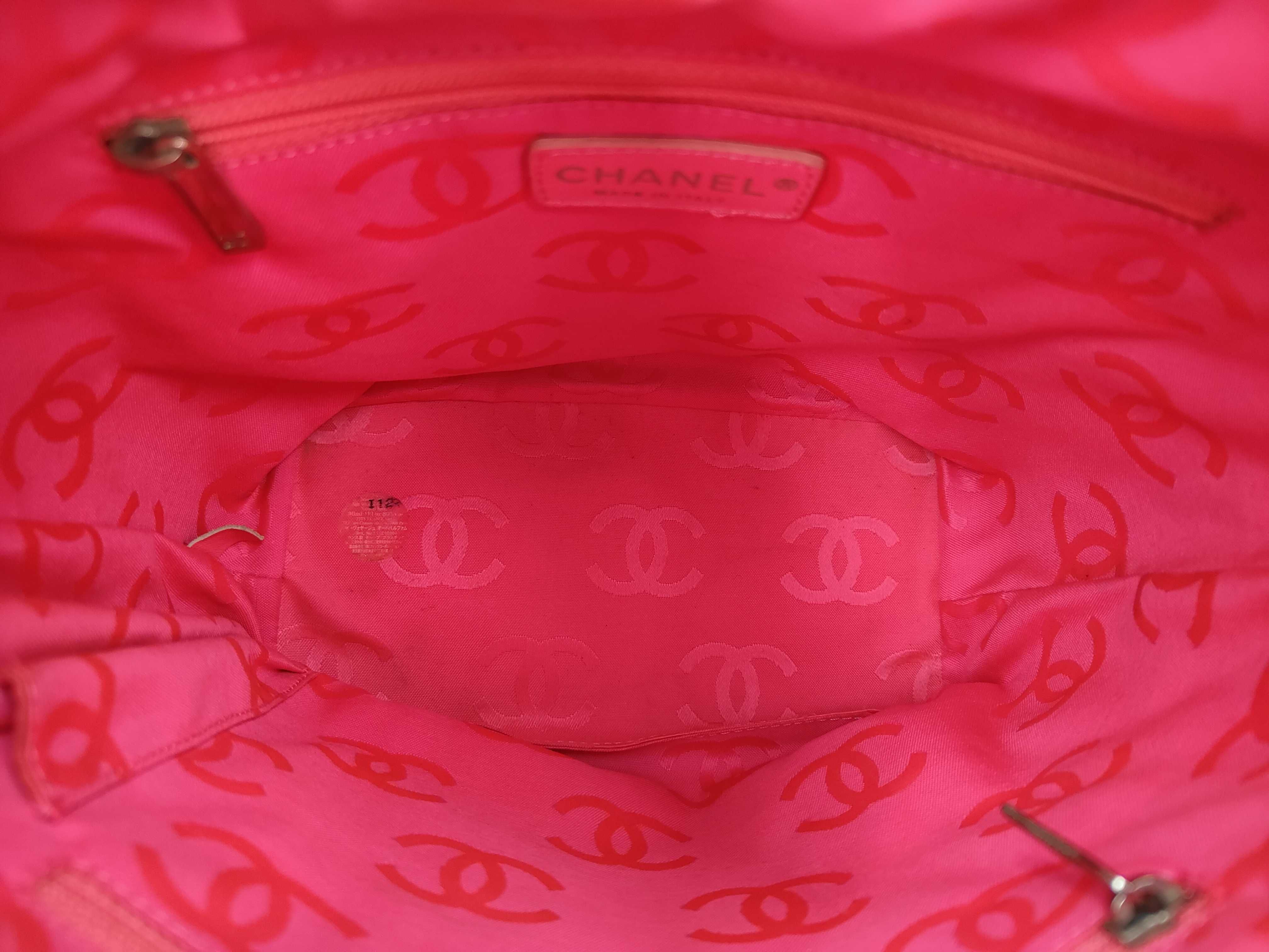 Cambon Line Handbag — view 9