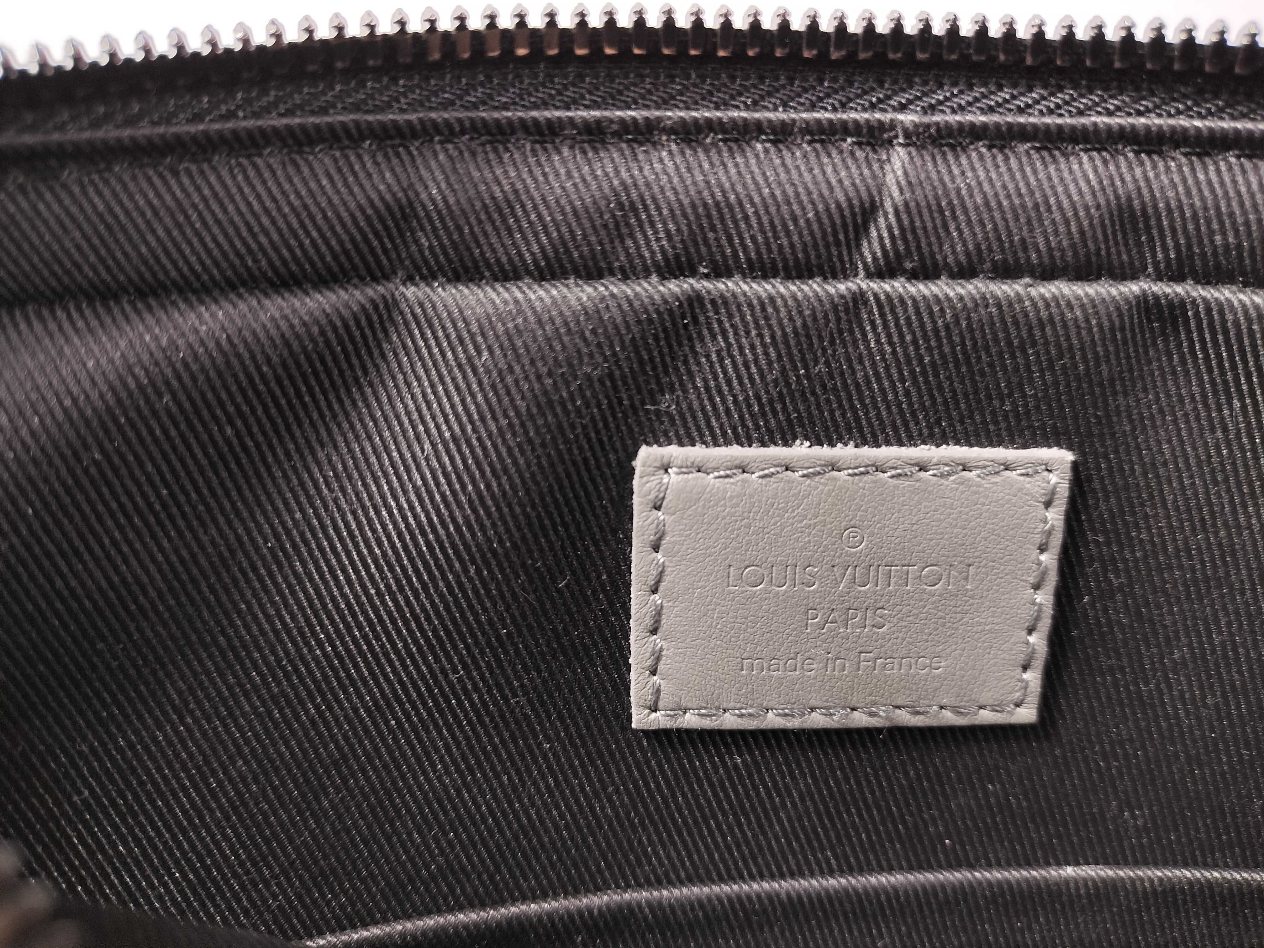 Duo Messenger Monogram Shadow M46104 RFID Shoulder Bag — view 11
