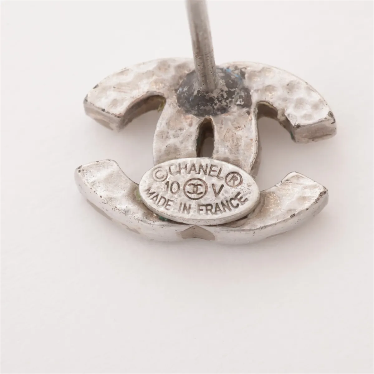 Coco Mark 10V Earrings (Pair) Metal x Rhinestone Silver - — view 5