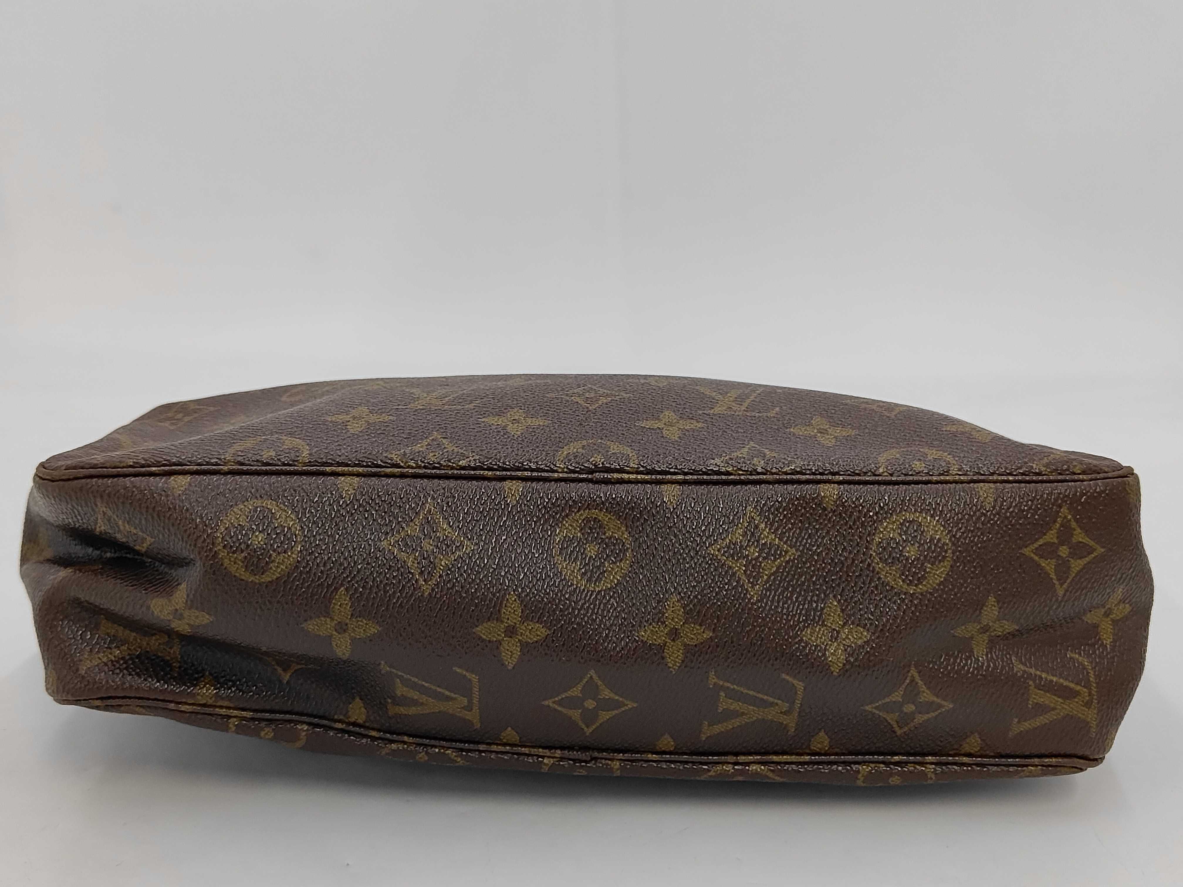 M47522 Monogram Trousses Toilette 28 Second Bag — view 4