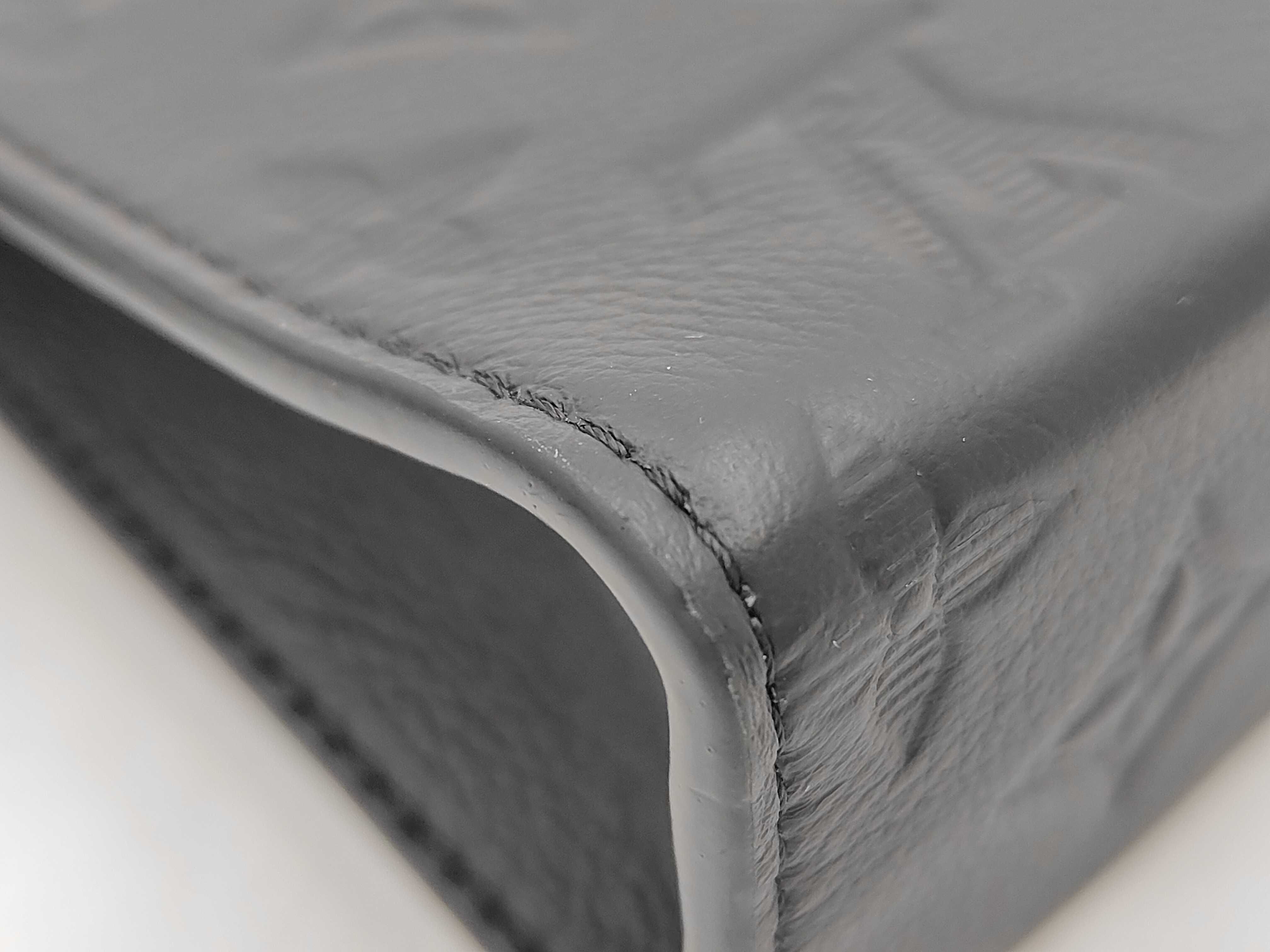 Shadow Leather Gaston Wearable Wallet Shoulder Bag — view 6
