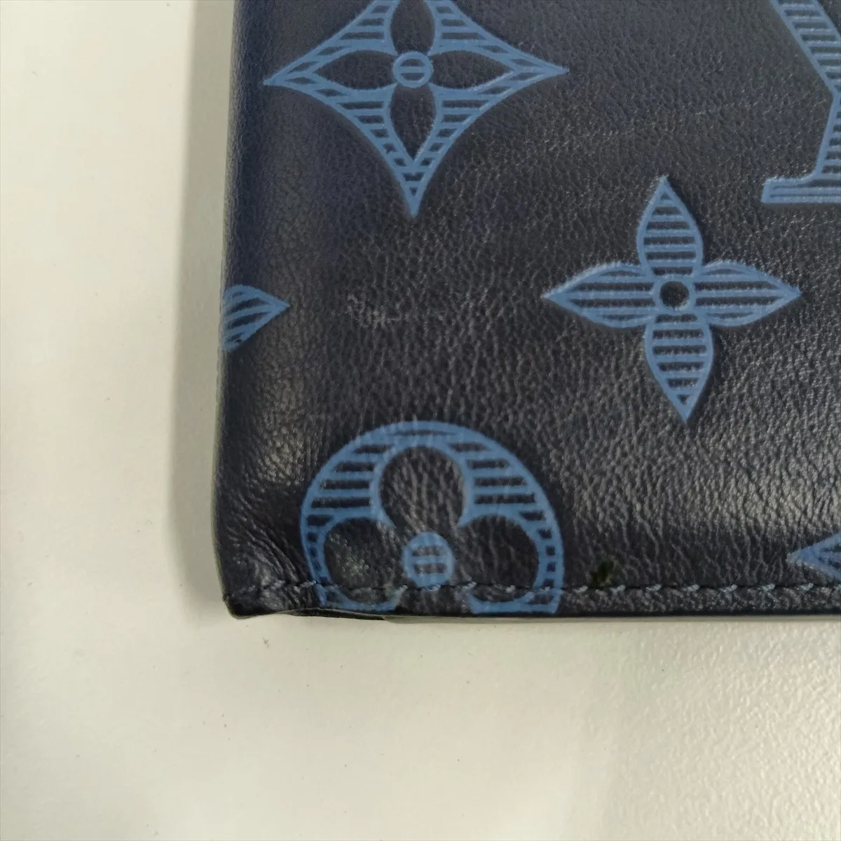 Monogram Shadow Portefeuille Multiple - Navy Compact Wallet M80422 (RFID detected) — view 8