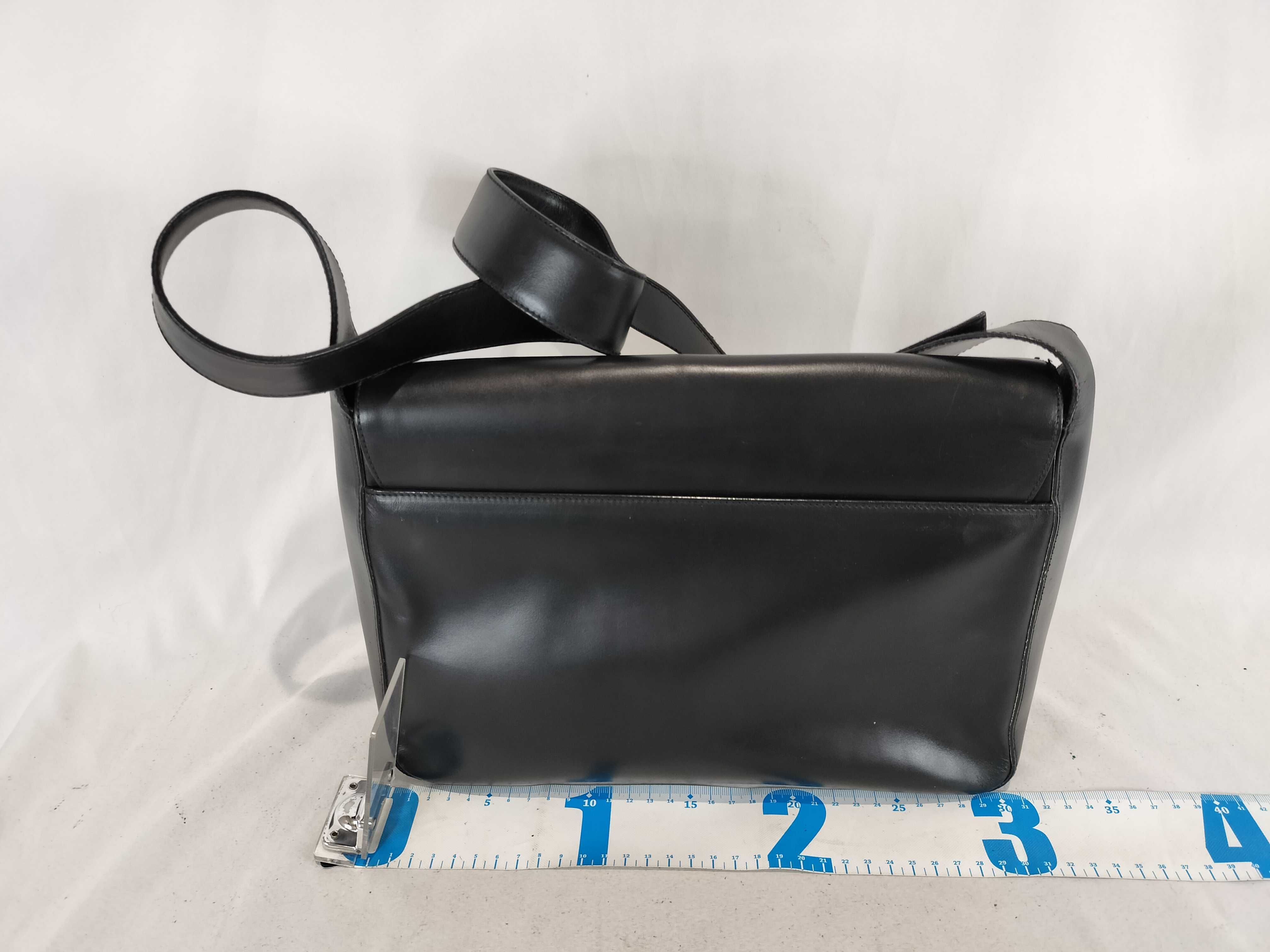 Handbag Black Shoulder Bag — view 3