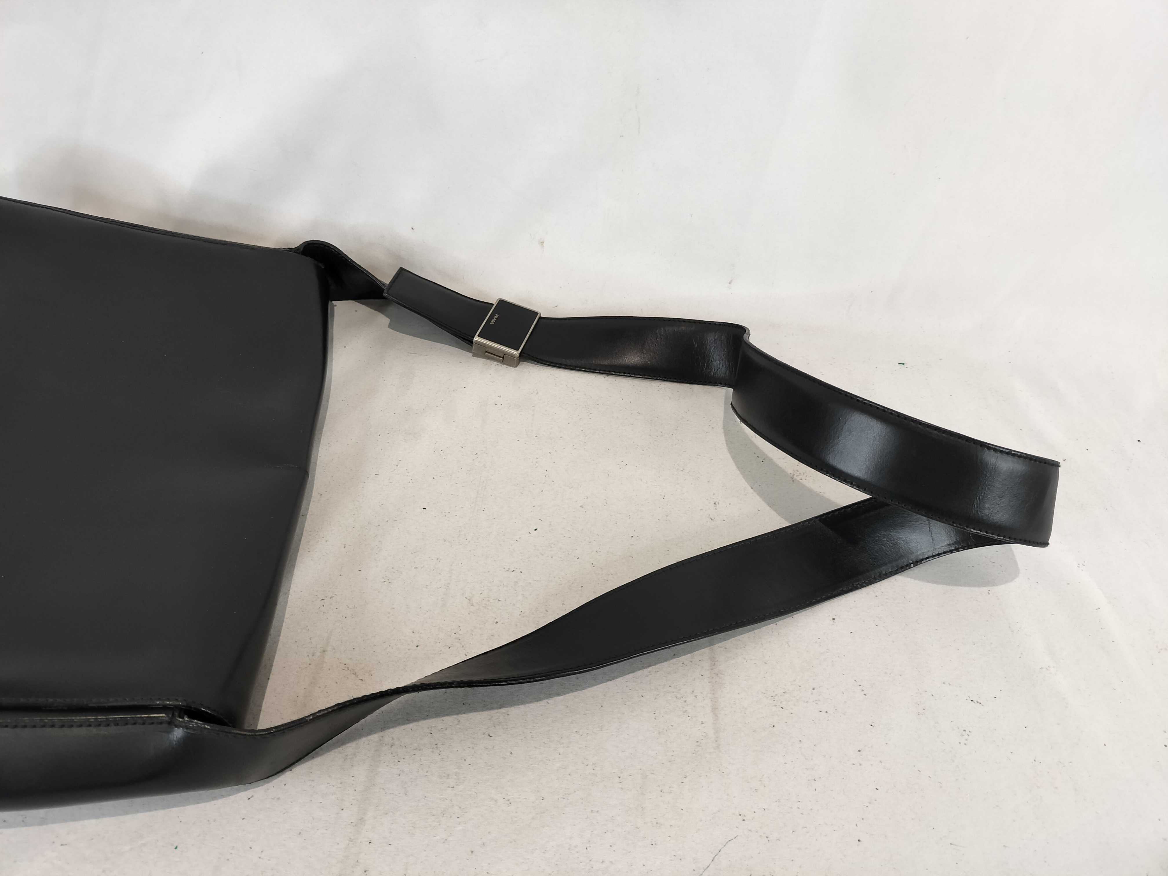 Handbag Black Shoulder Bag — view 4