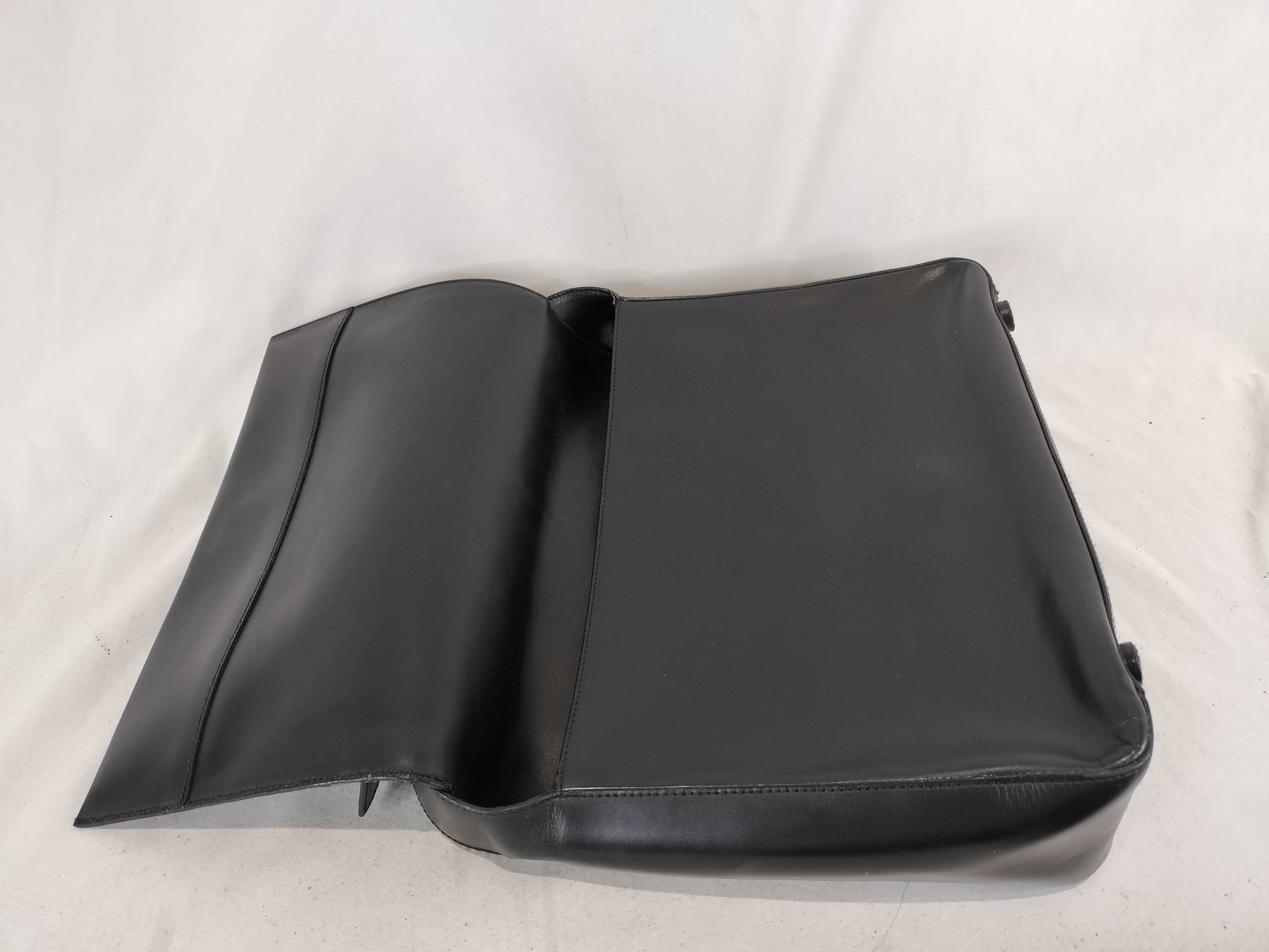 Handbag Black Shoulder Bag — view 9